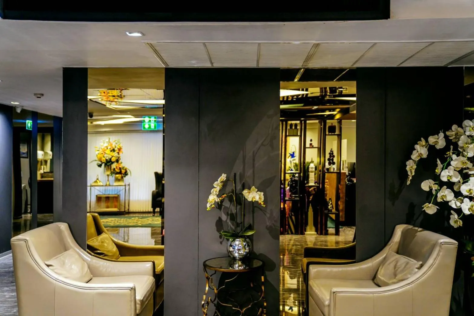 Lobby or reception in Sora Hotel Silom