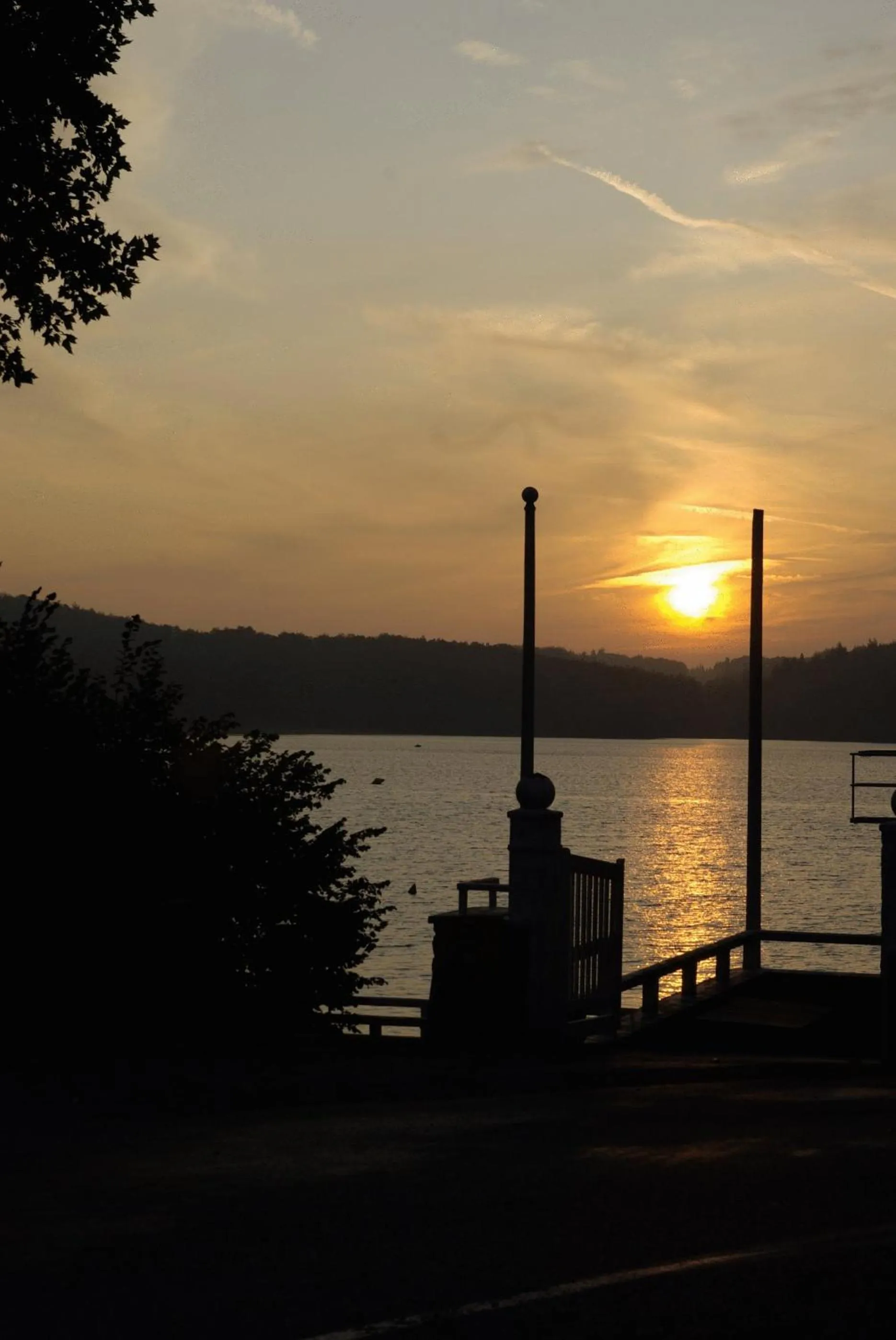 Facade/entrance in Logis Hotel du Lac