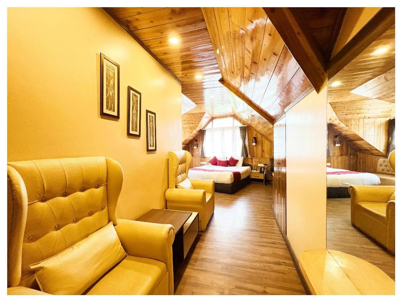 Bedroom in Hotel Zambala Retreat & Spa Darjeeling