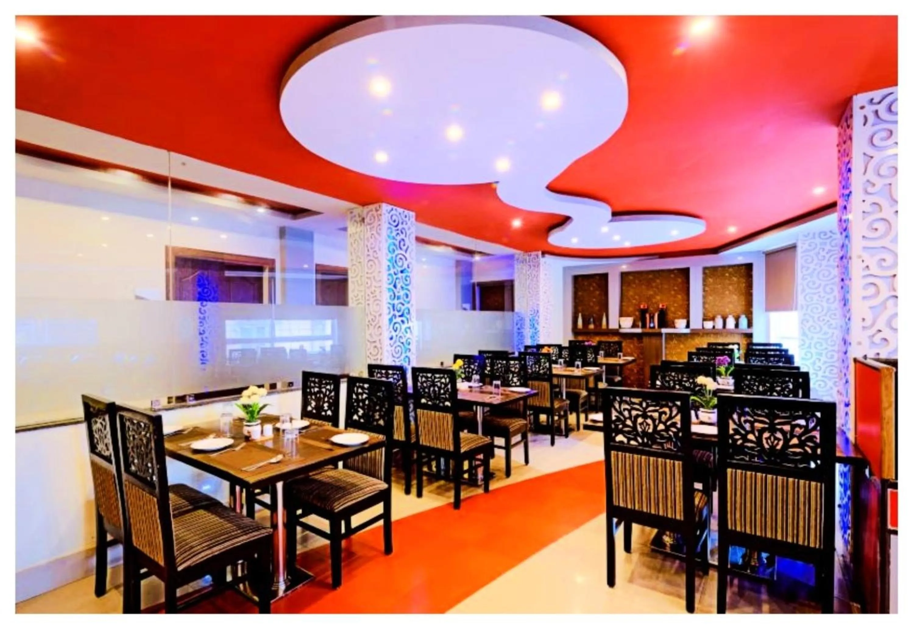 Restaurant/places to eat in Hotel Zambala Retreat & Spa Darjeeling