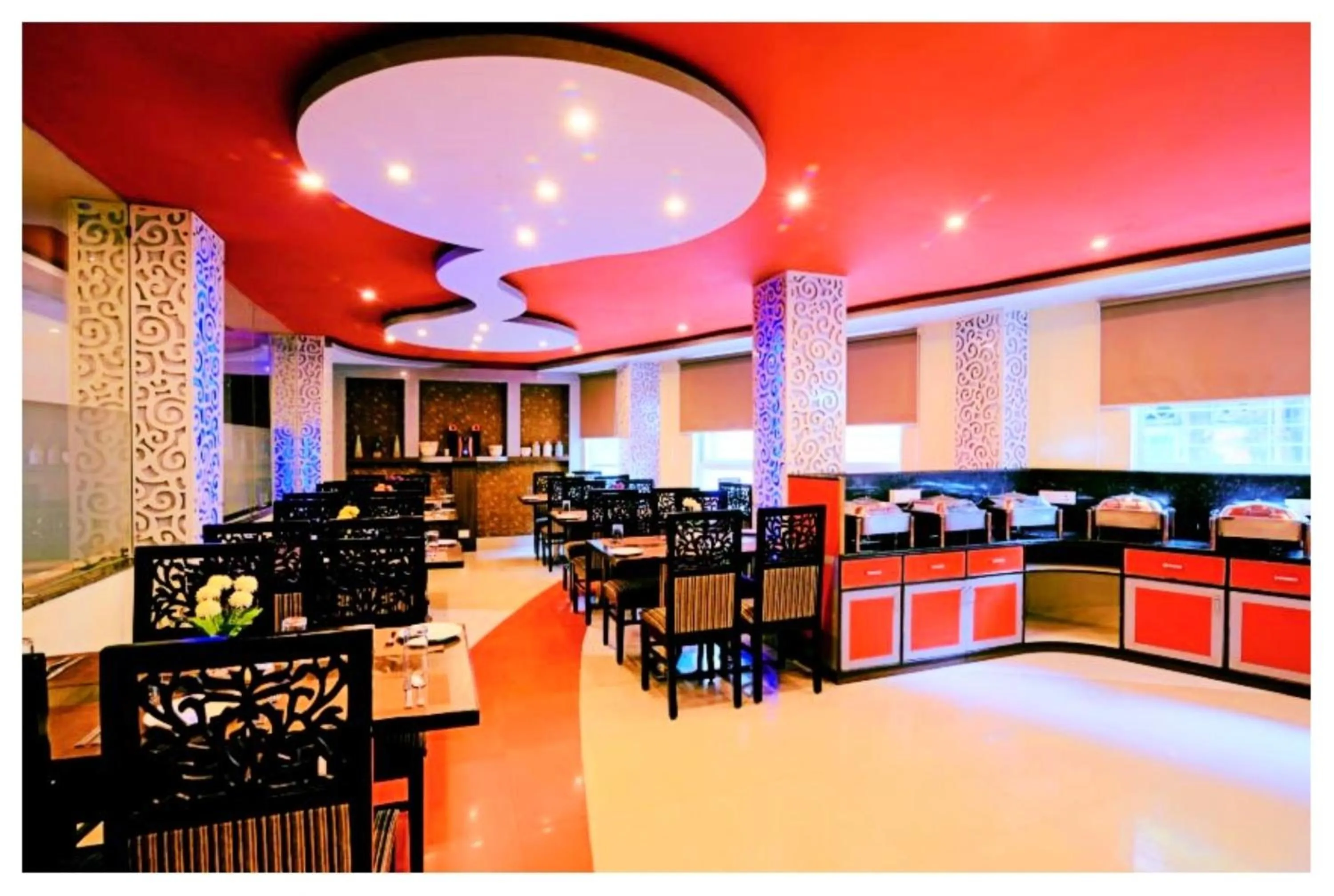 Restaurant/places to eat in Hotel Zambala Retreat & Spa Darjeeling