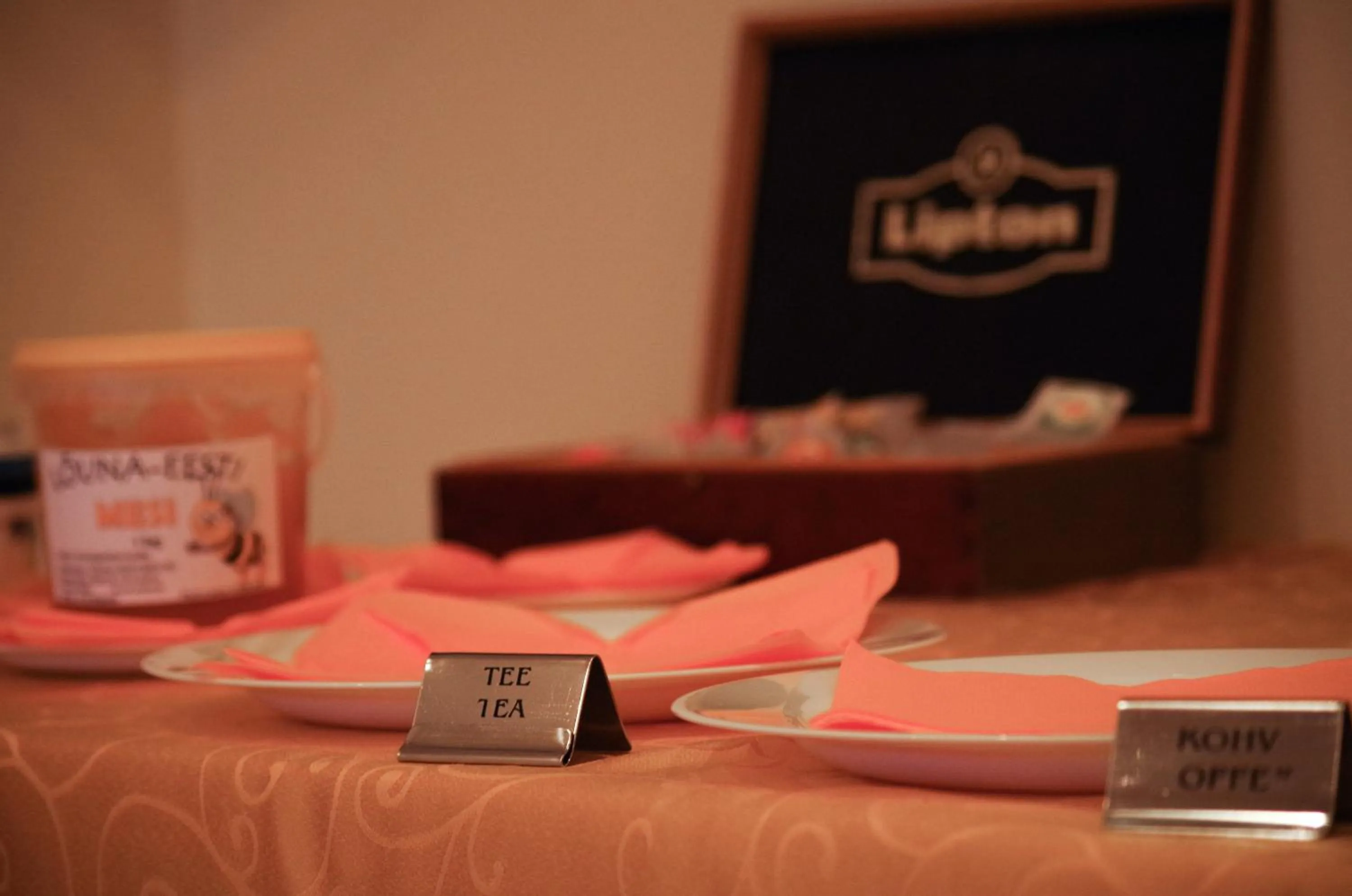 Breakfast, Bed in Hotell Tamula