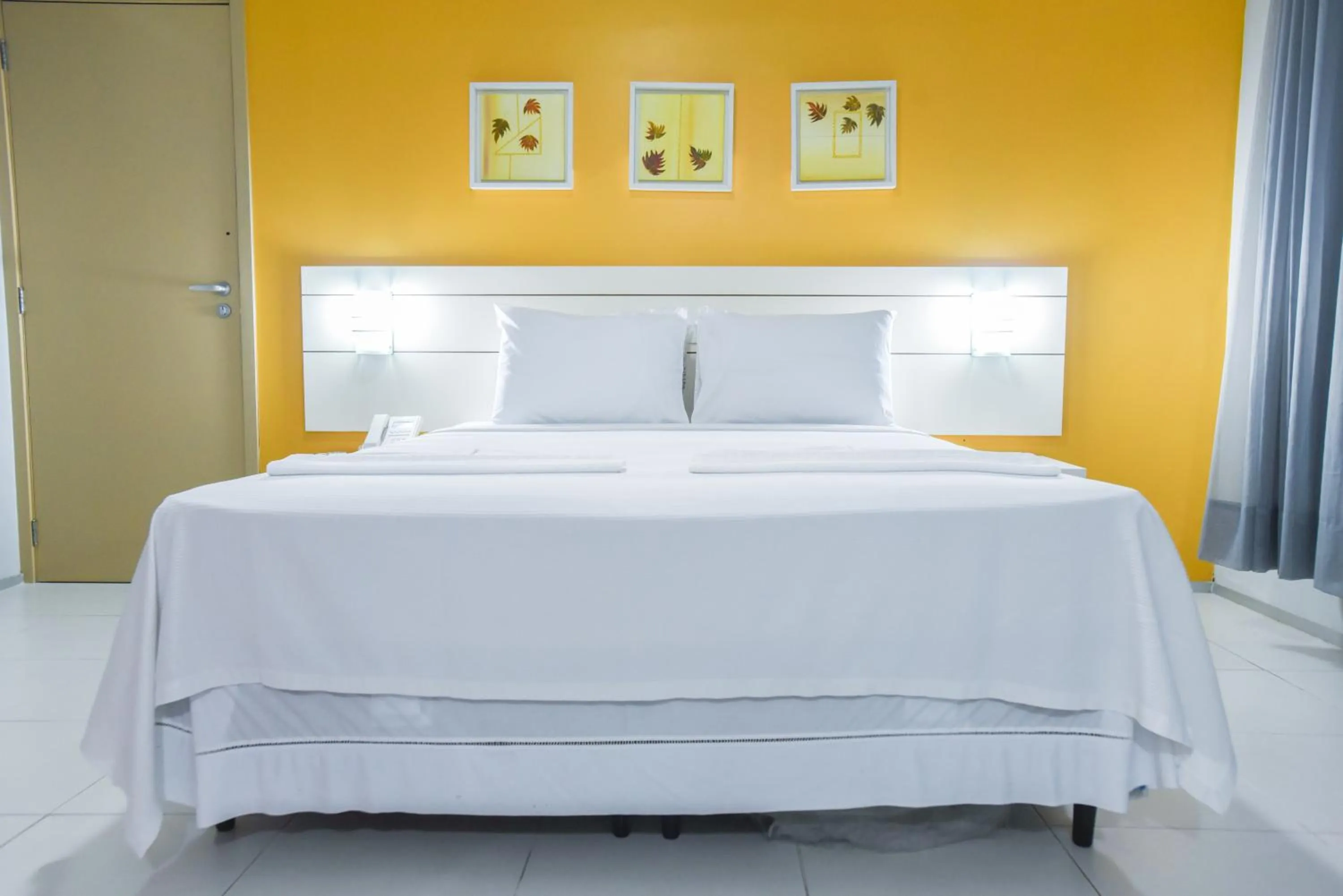 Bed in Veleiros Mar Hotel