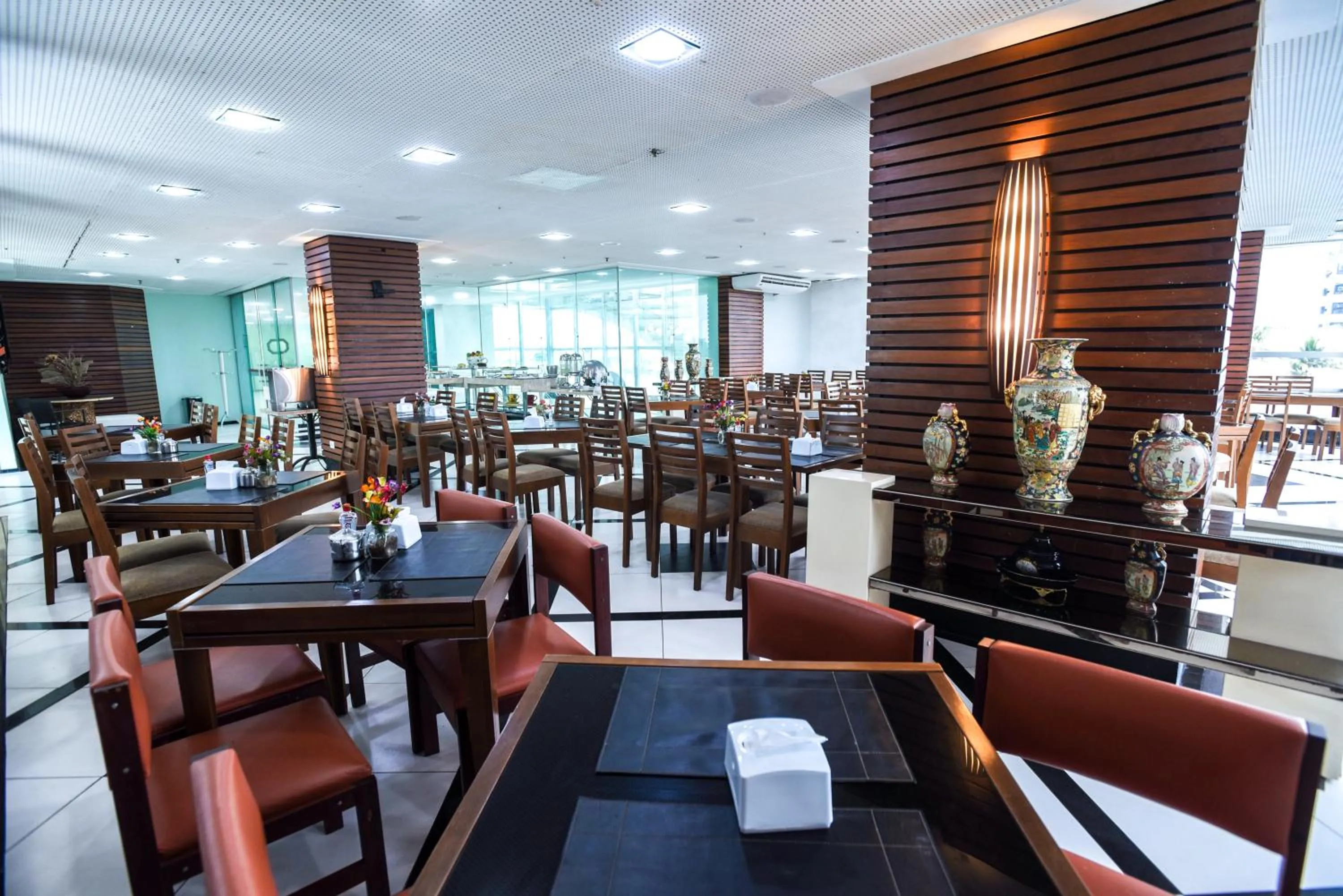 Restaurant/places to eat in Veleiros Mar Hotel