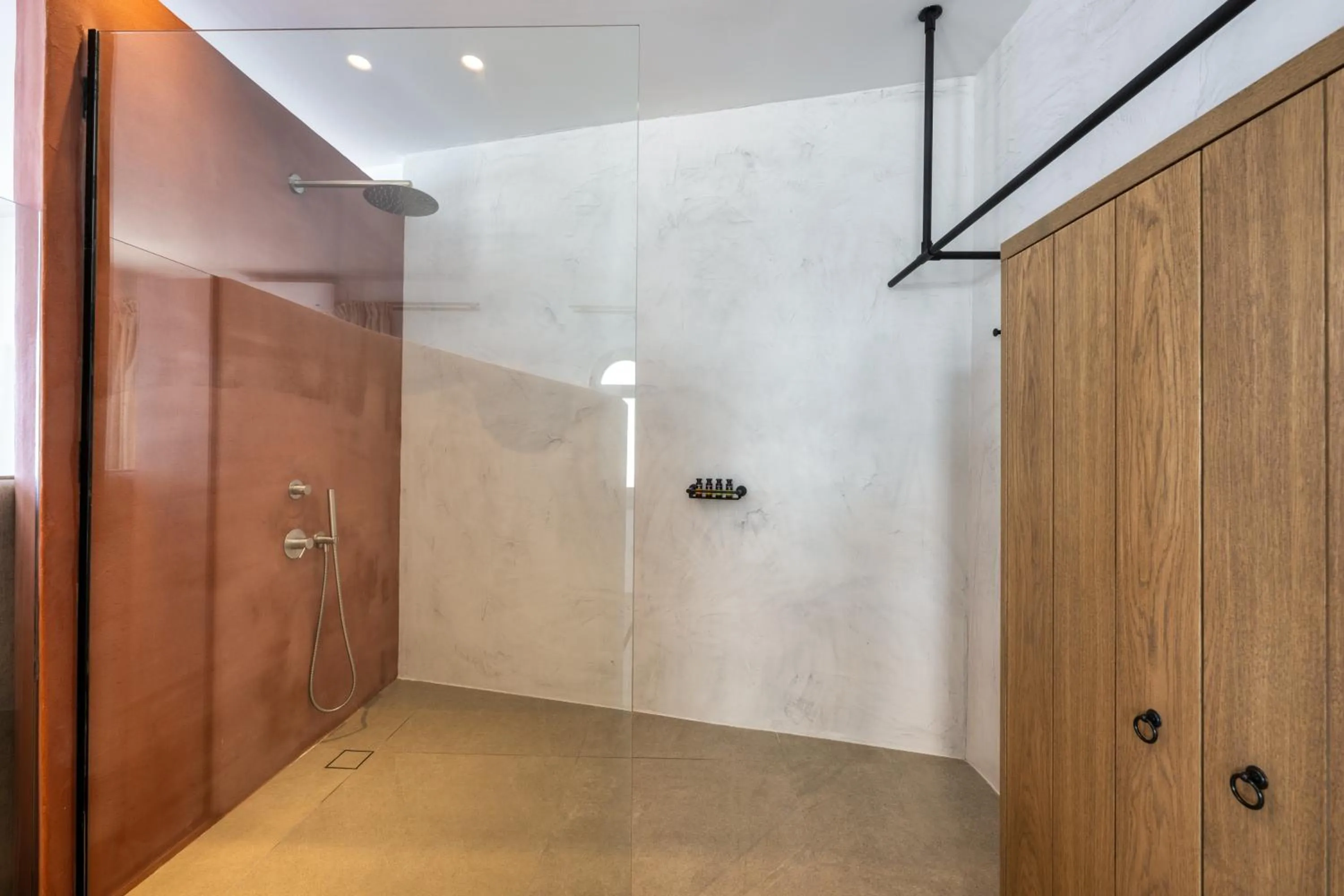 Shower in Ira Hotel & Spa - Adults Only