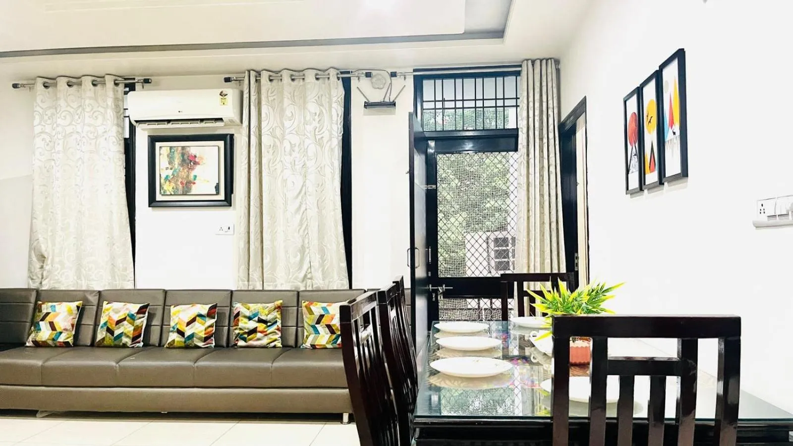 Dining area in Olive Service Apartments Jaipur - Vaishali Nagar