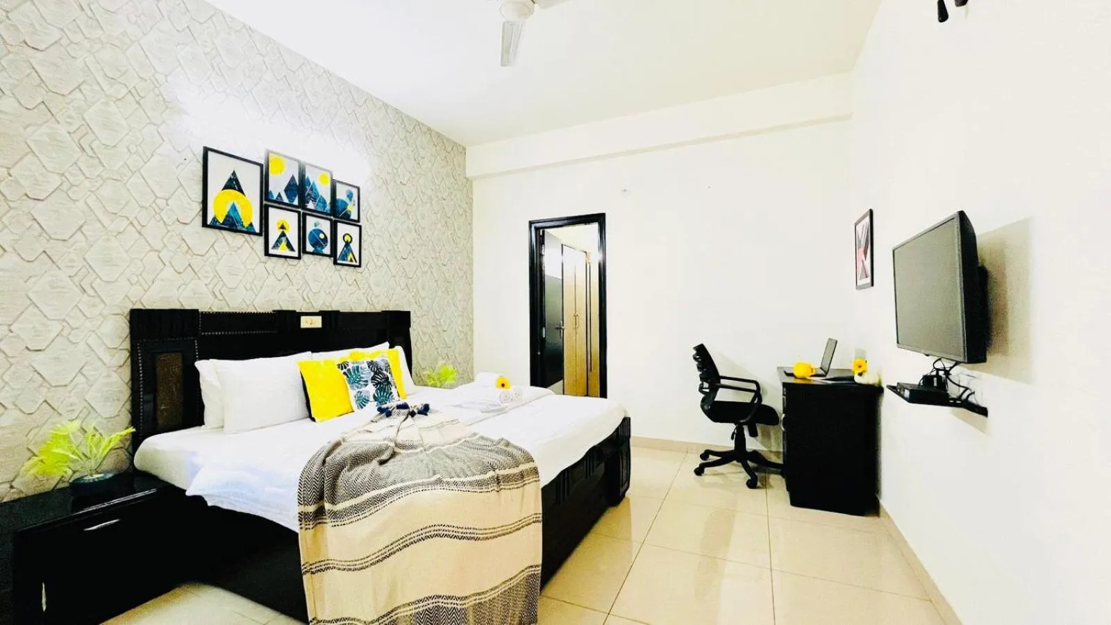 Bedroom, Bed in Olive Service Apartments Jaipur - Vaishali Nagar