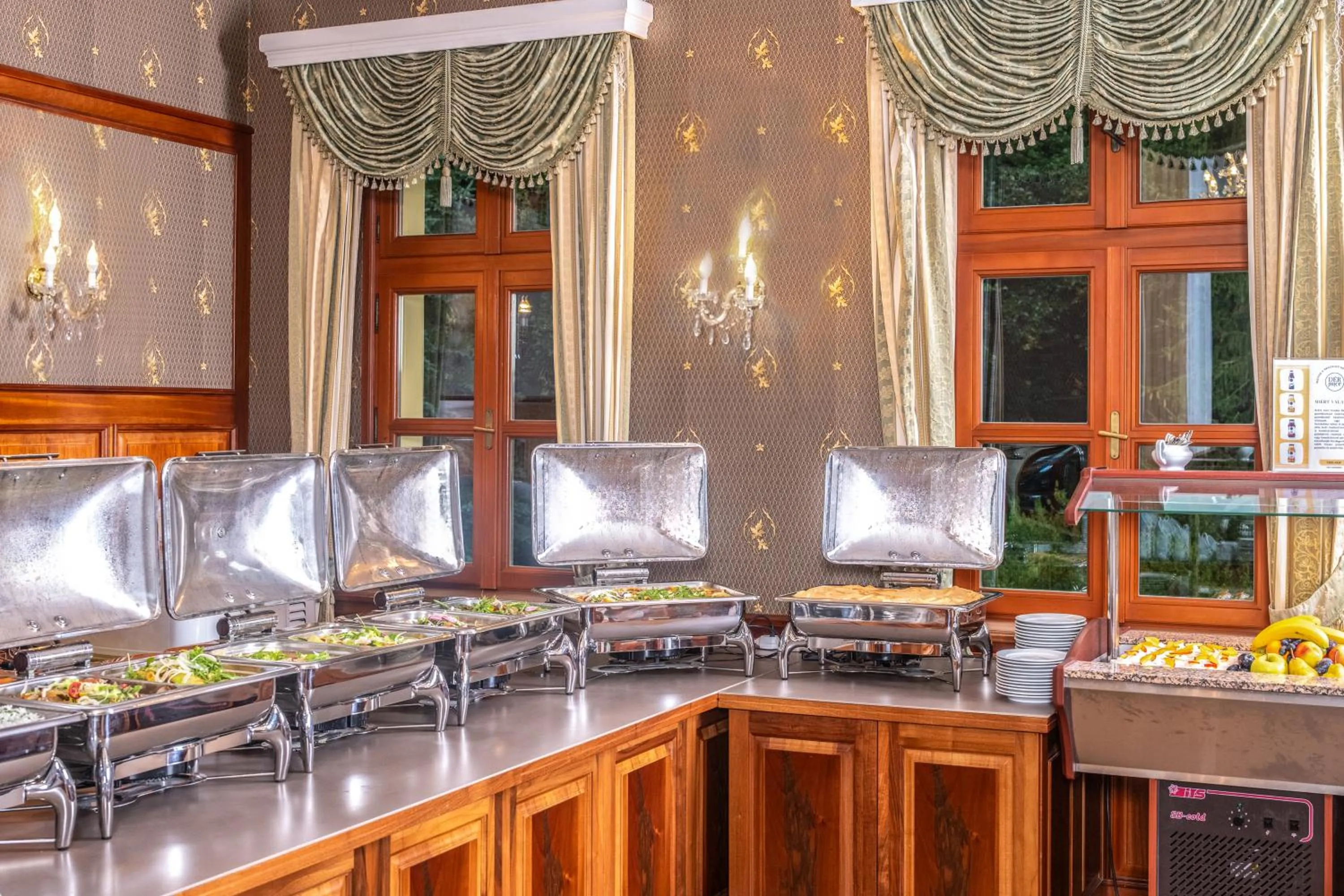 Kastélyhotel Sasvár Resort