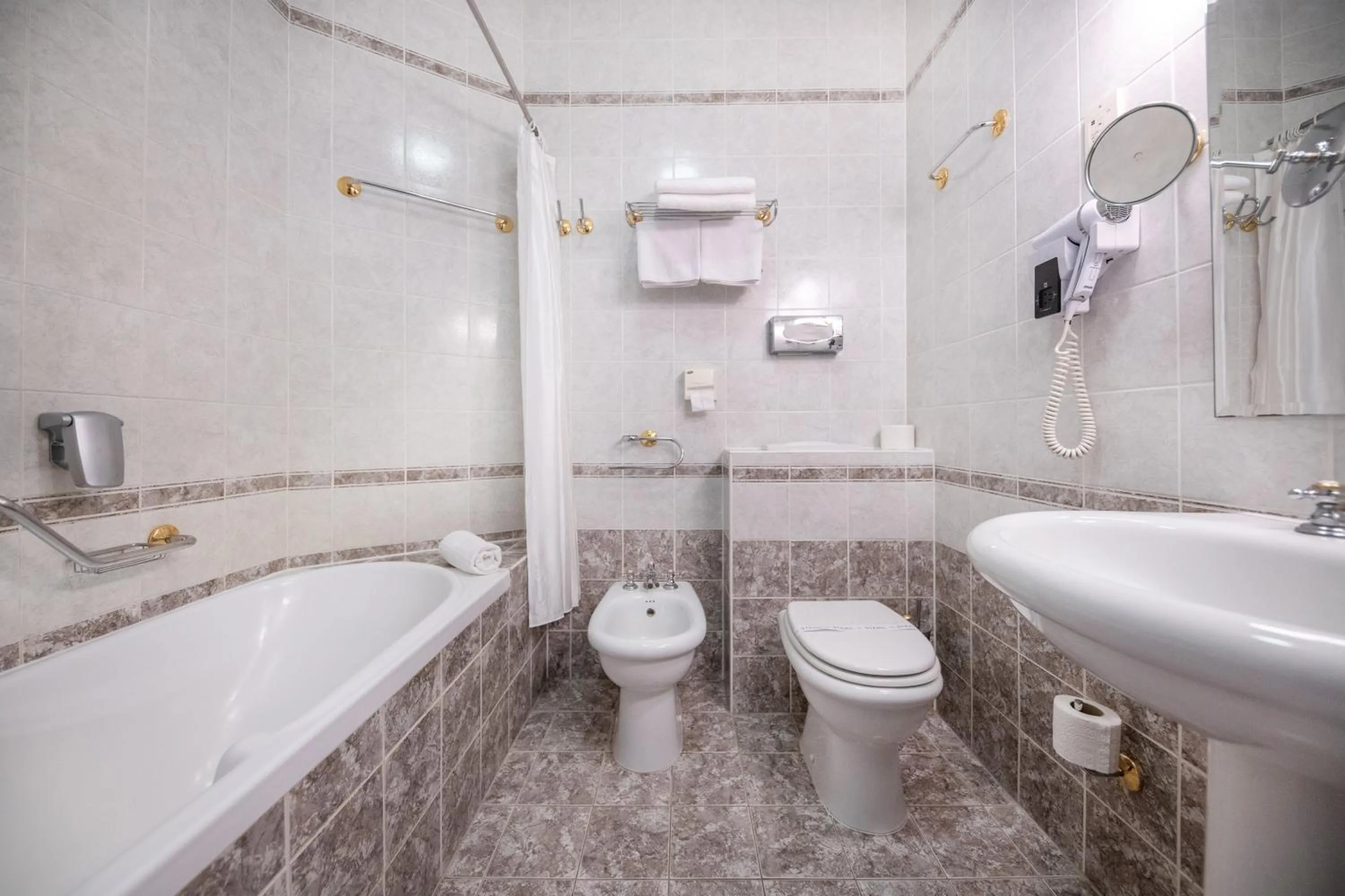 Kastélyhotel Sasvár Resort