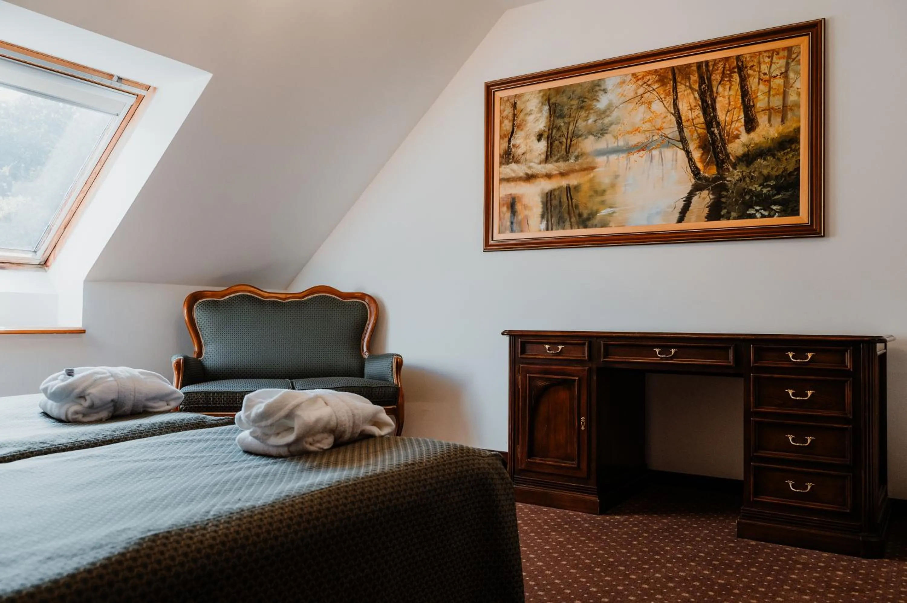 Bed in Kastélyhotel Sasvár Resort