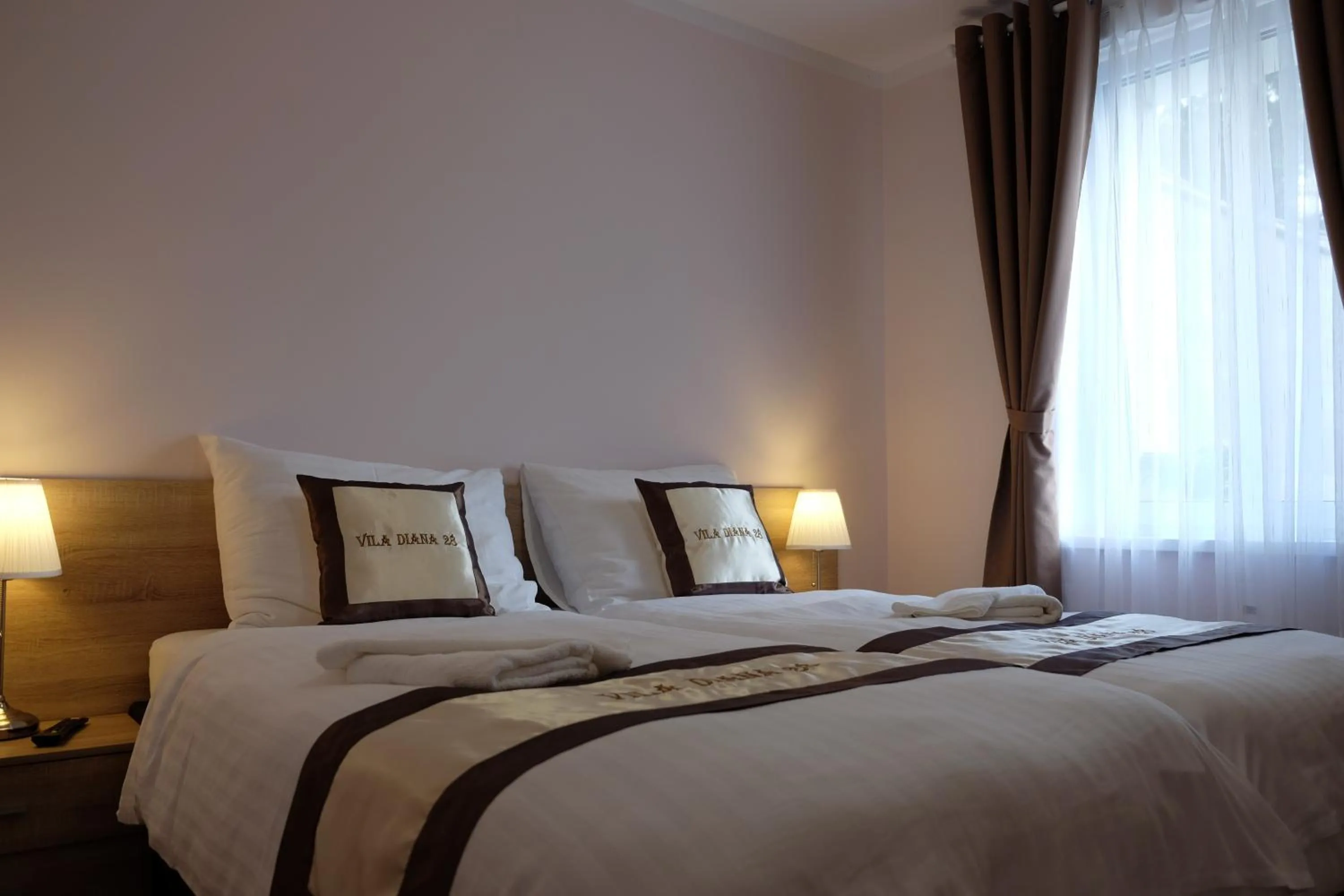 Bed in Diana Apartments Karlovy Vary