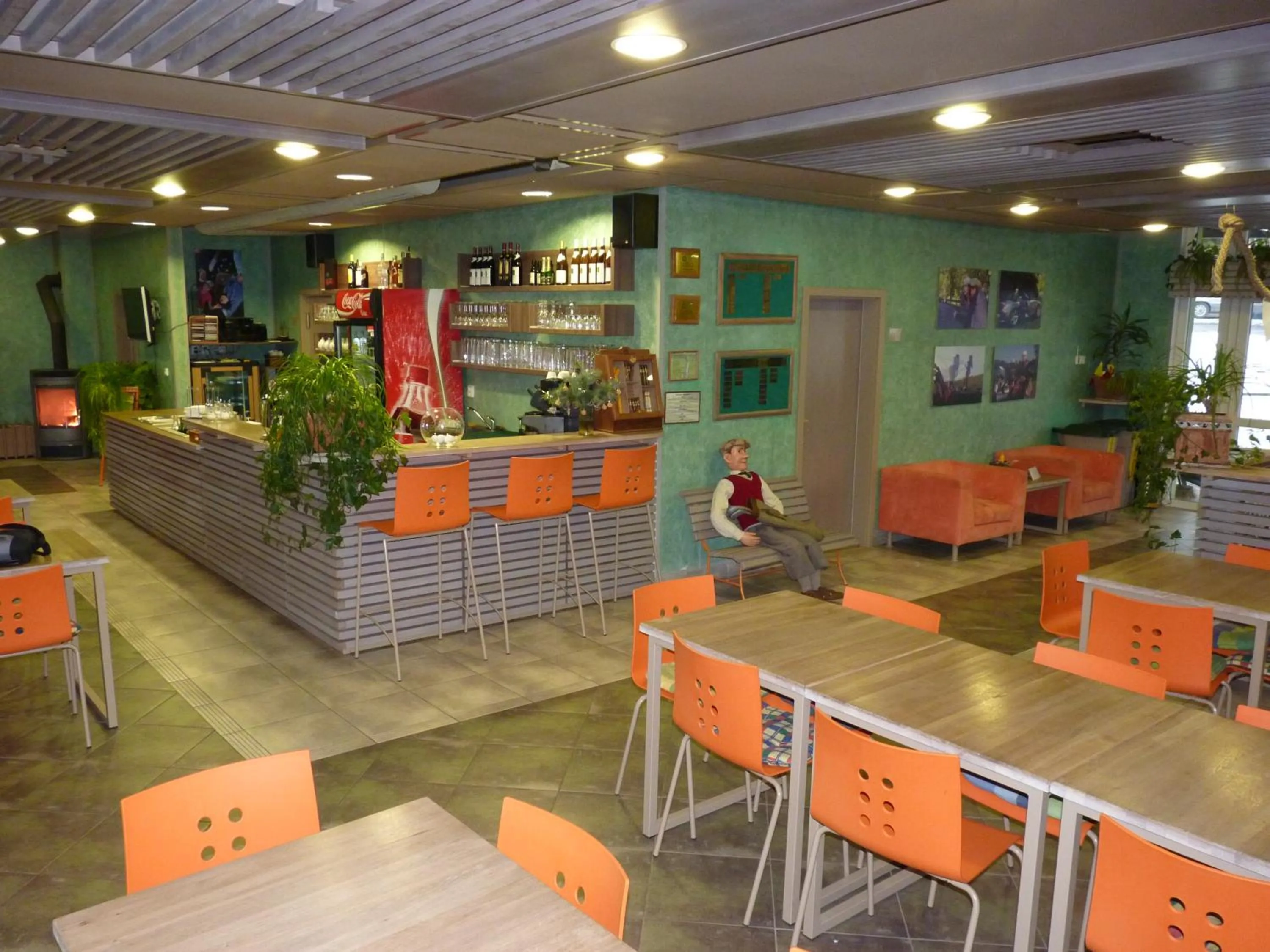 Restaurant/places to eat in Hotel Devítka