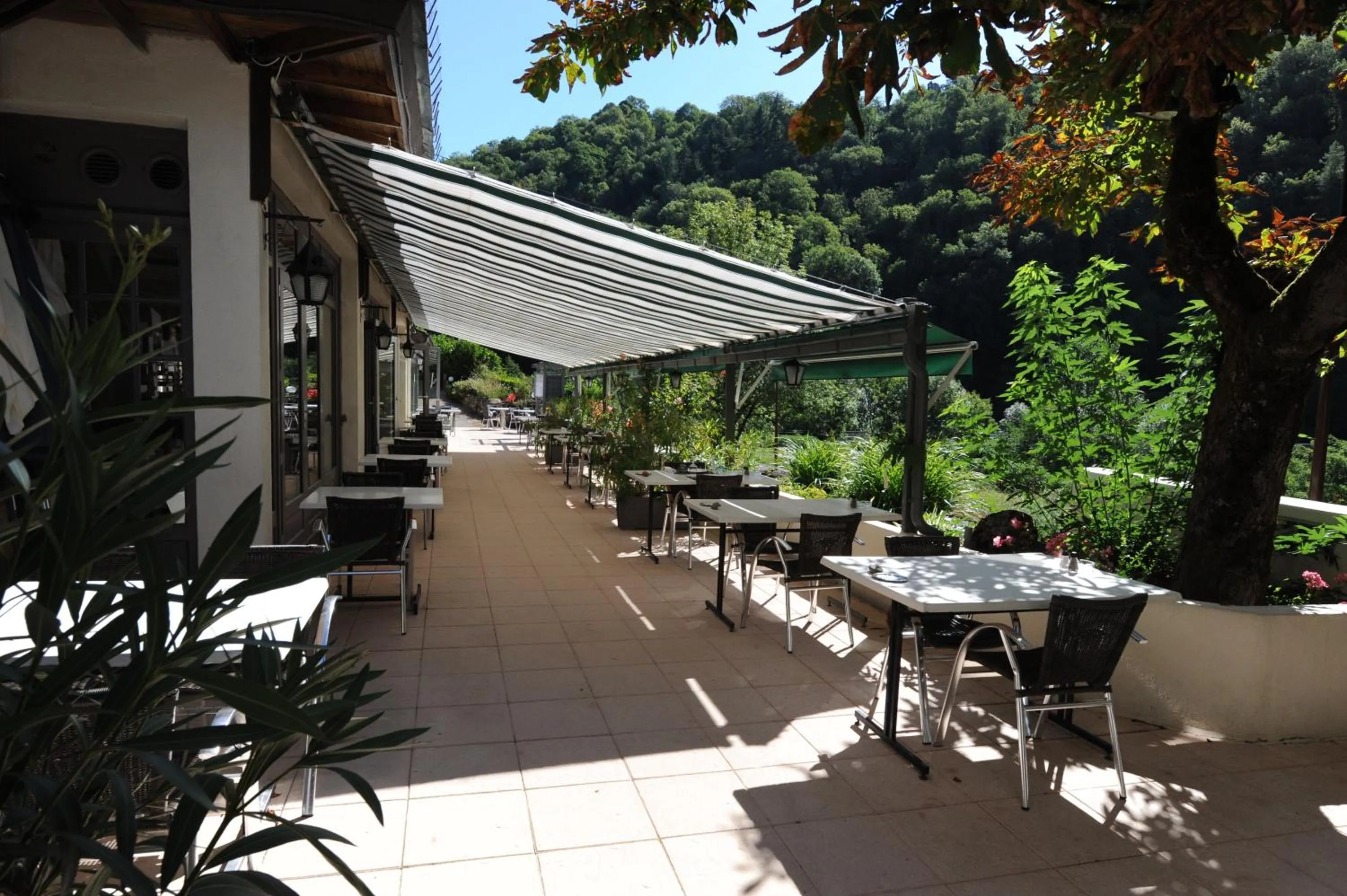 Logis Hôtel Le Belle Rive