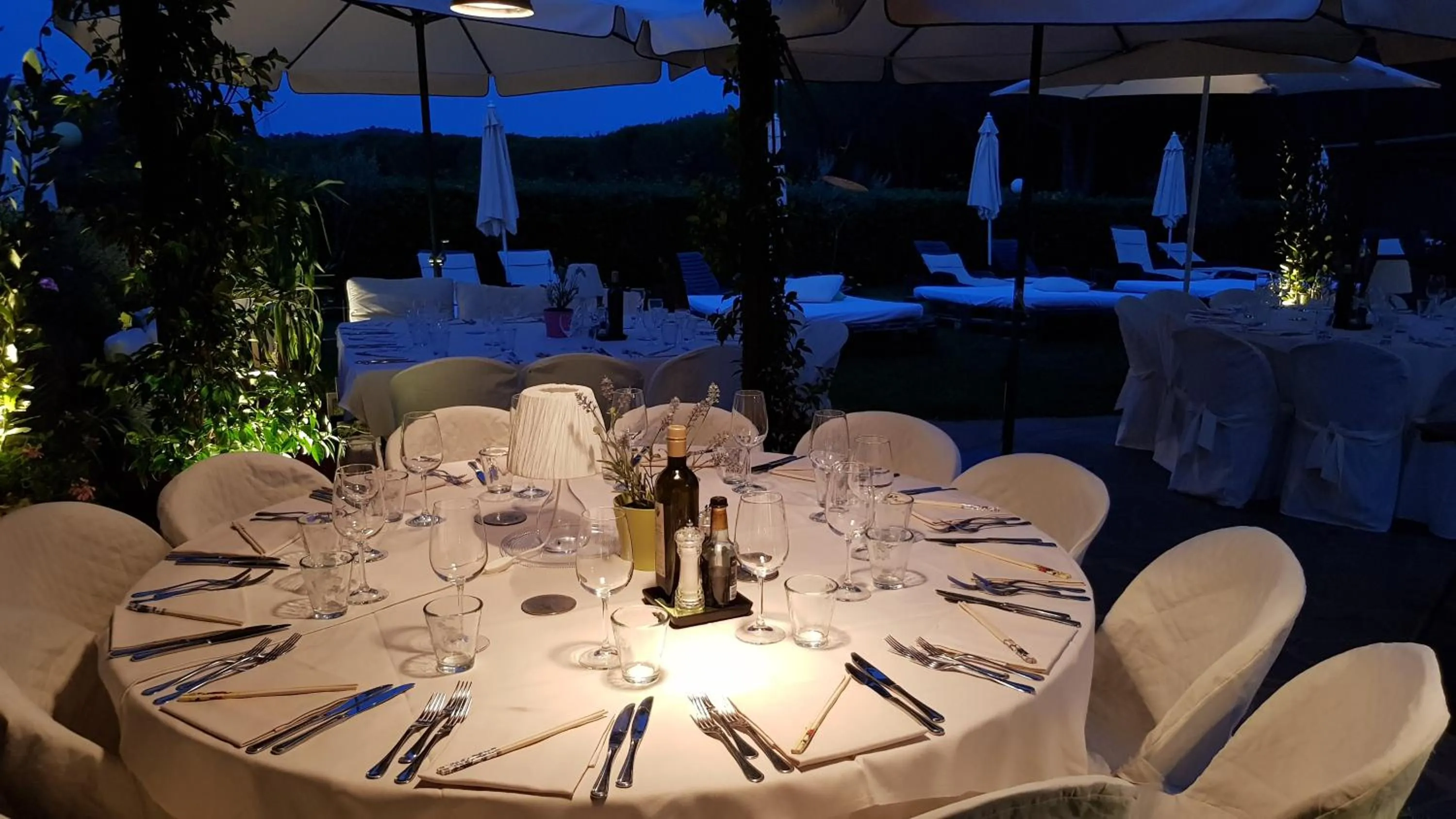 Restaurant/places to eat in Almanuda Naturist Village