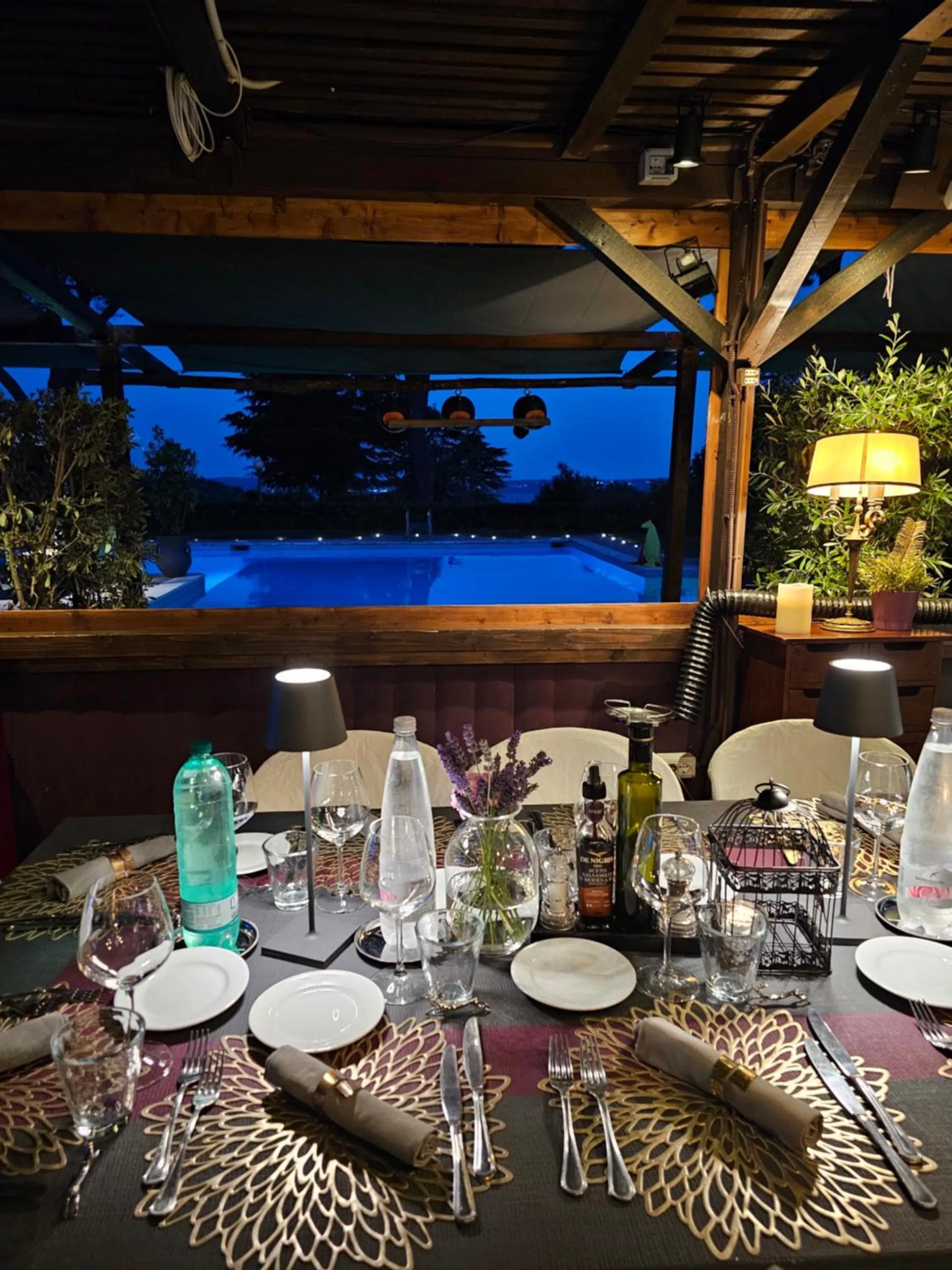 Restaurant/places to eat in Almanuda Naturist Village