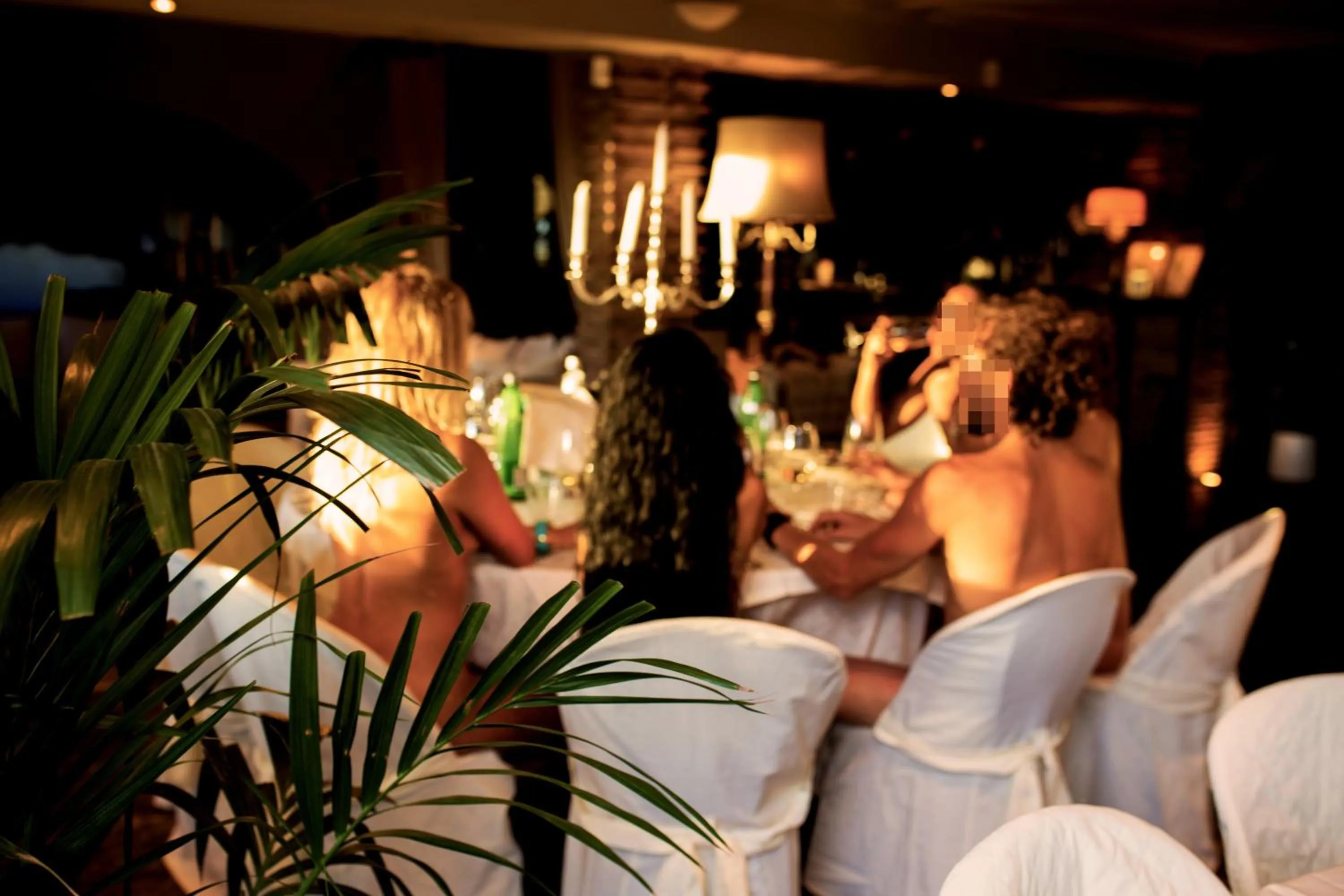 Restaurant/places to eat in Almanuda Naturist Village