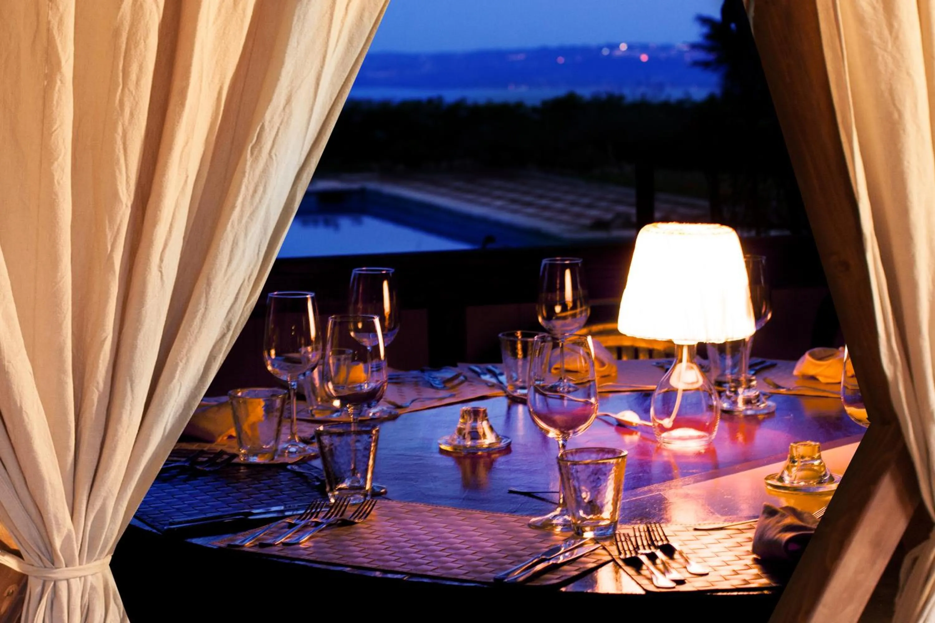 Restaurant/places to eat in Almanuda Naturist Village