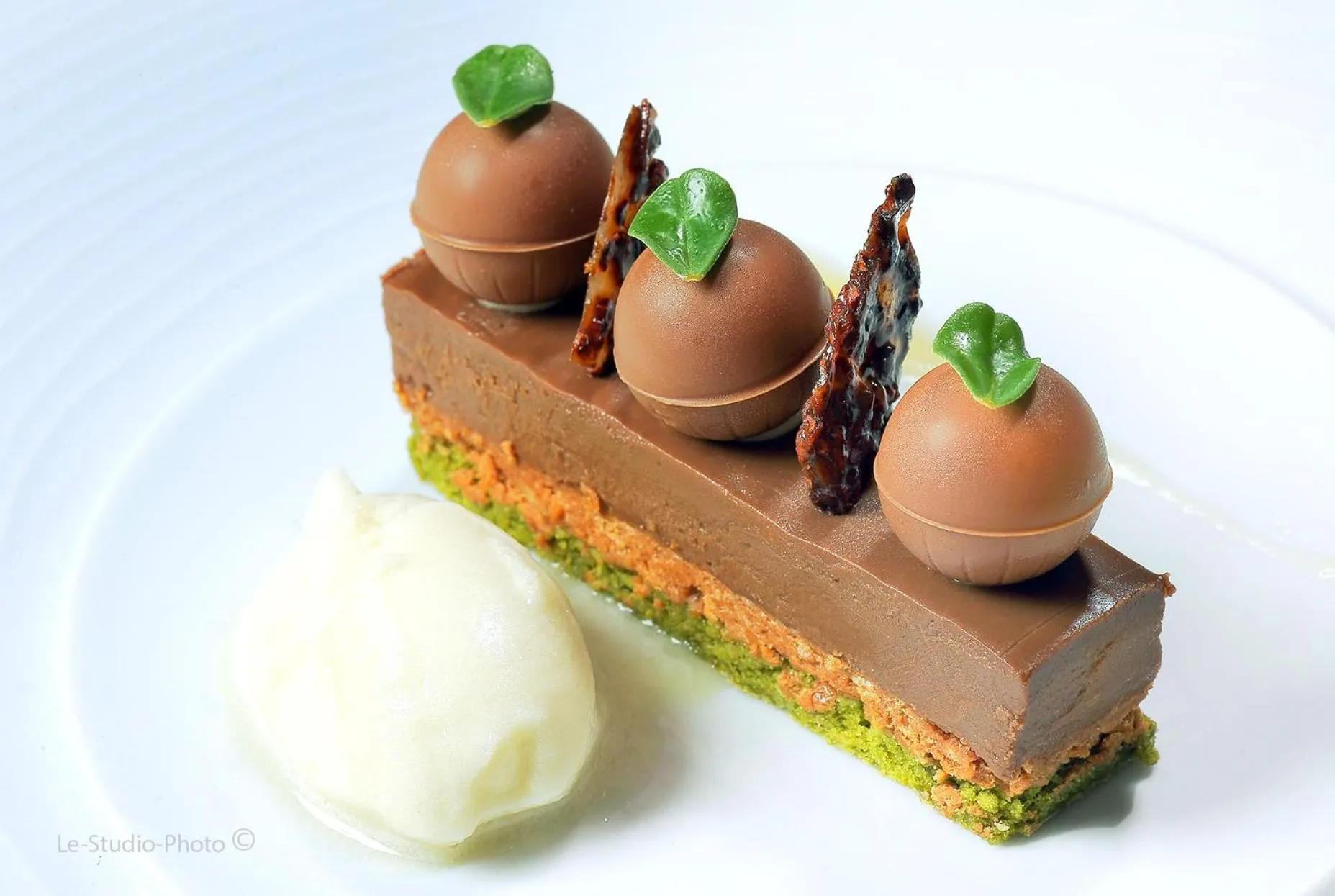 Food in Logis Hôtel Le Moulin de Chalons