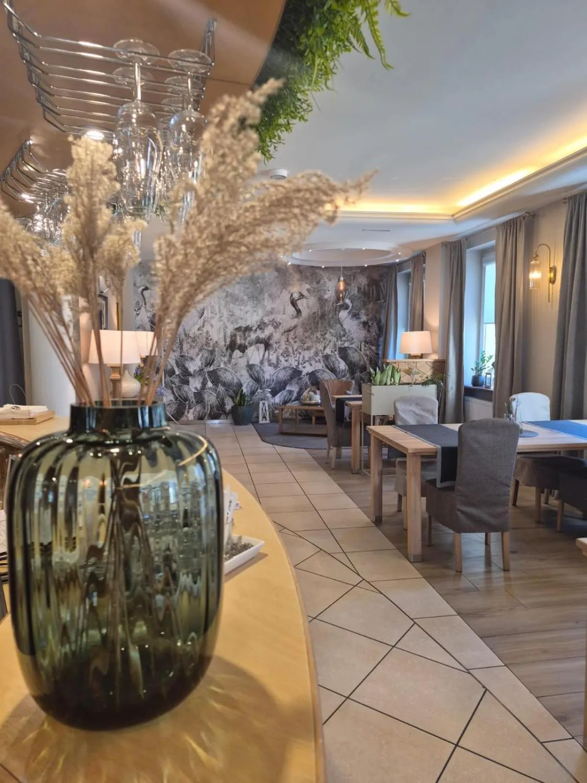 Restaurant/places to eat in Delta In