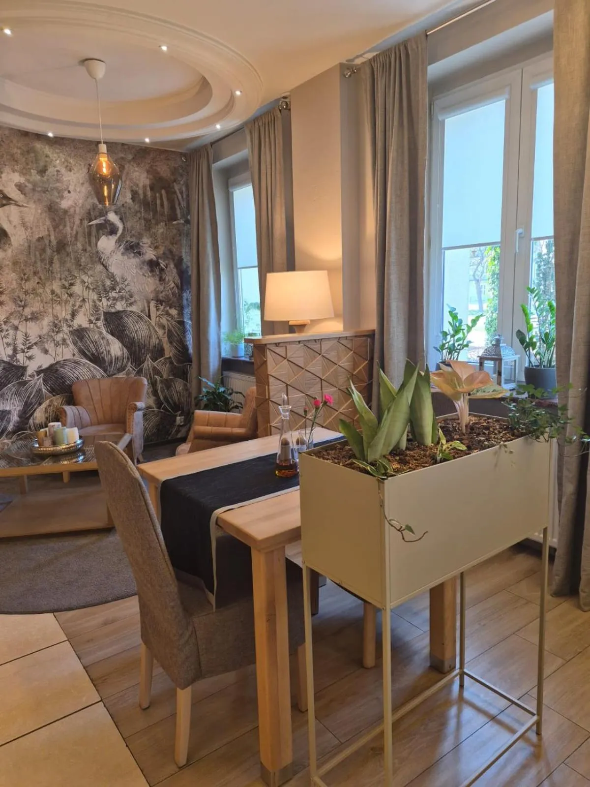 Restaurant/places to eat in Delta In