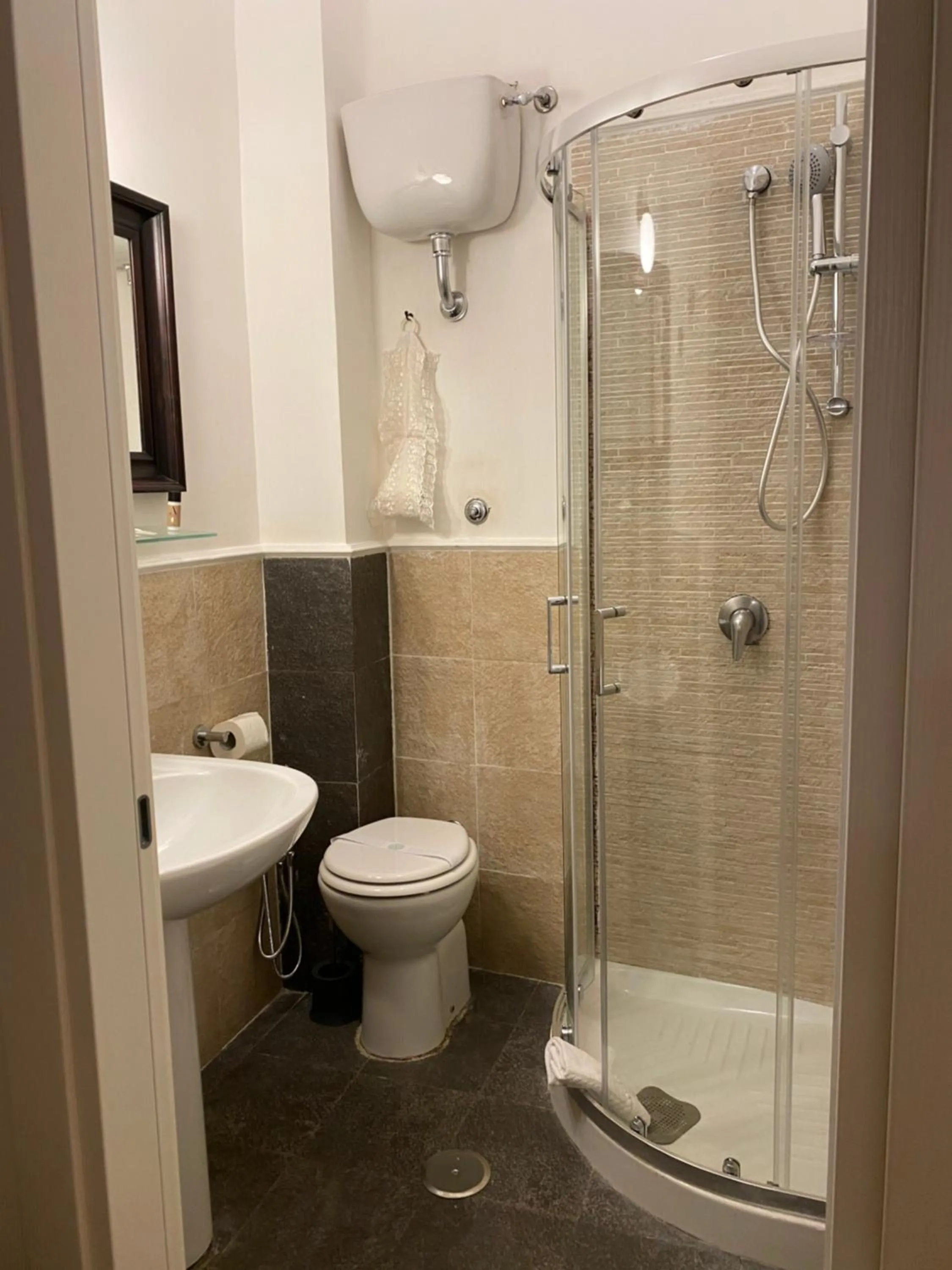 Shower in Hotel Plebiscito Aparthotel