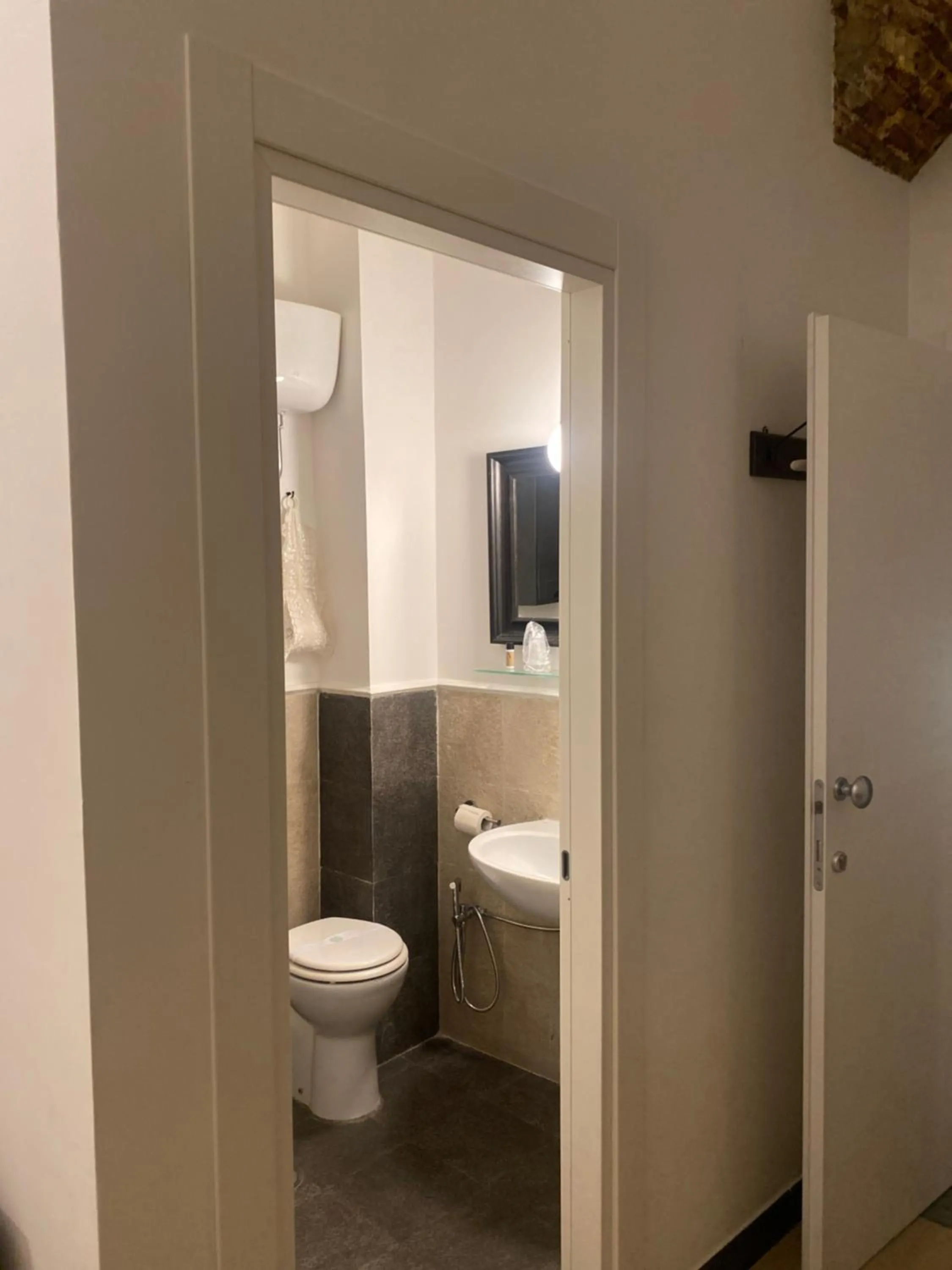 Shower in Hotel Plebiscito Aparthotel