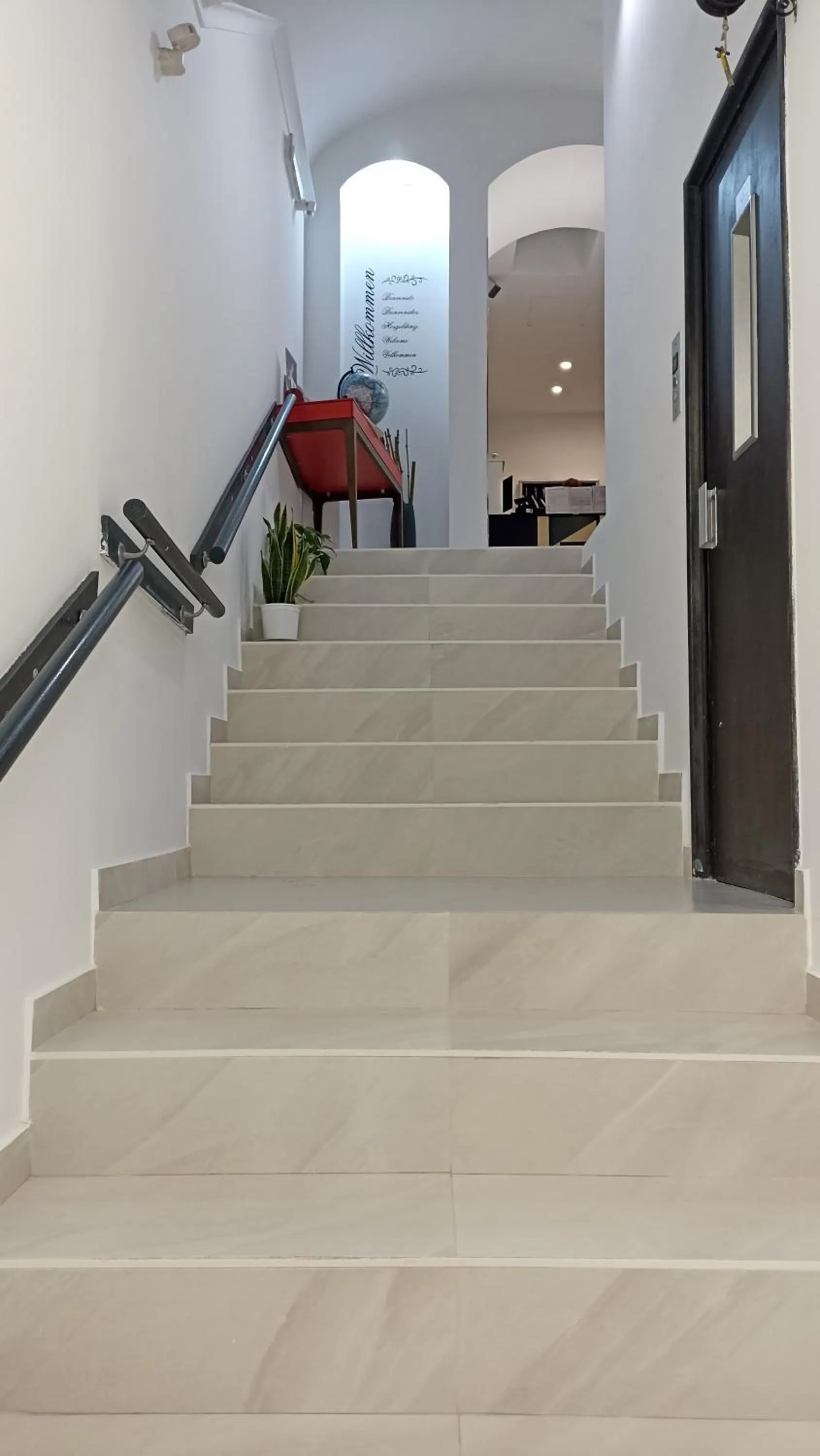 elevator in Hotel Plebiscito Aparthotel