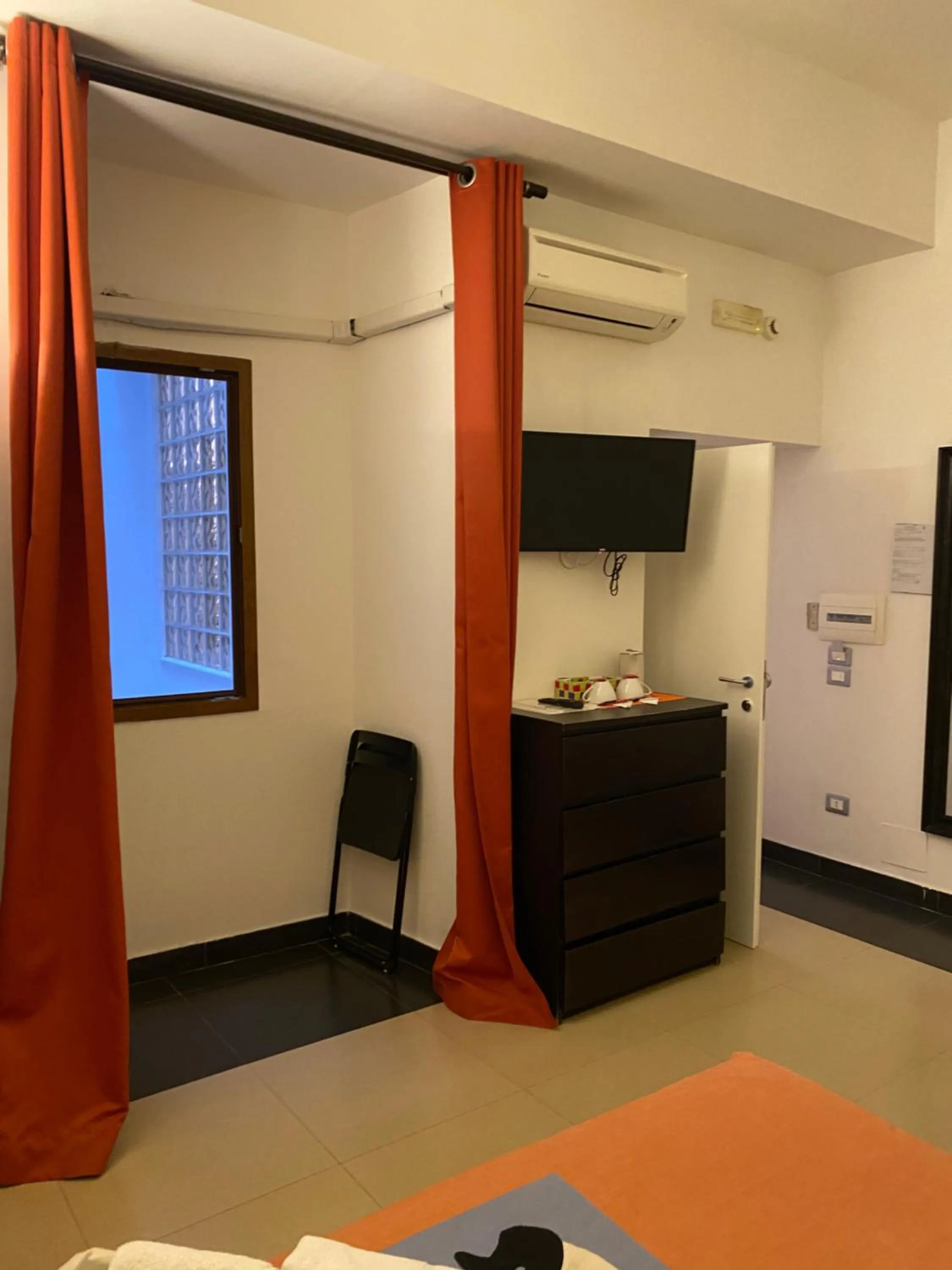 Photo of the whole room, Bed in Hotel Plebiscito Aparthotel