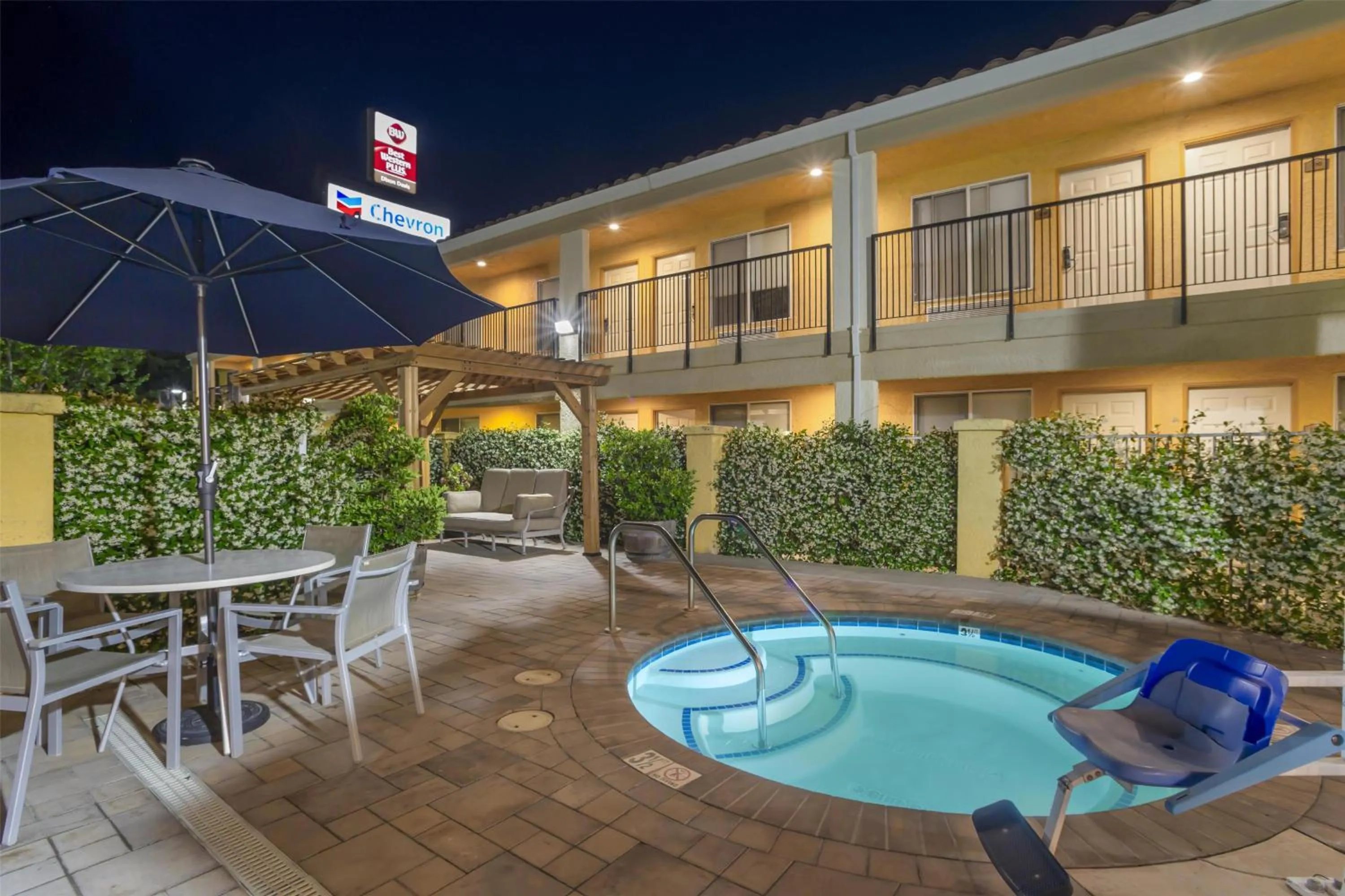 Pool view in Best Western Plus Dixon Davis