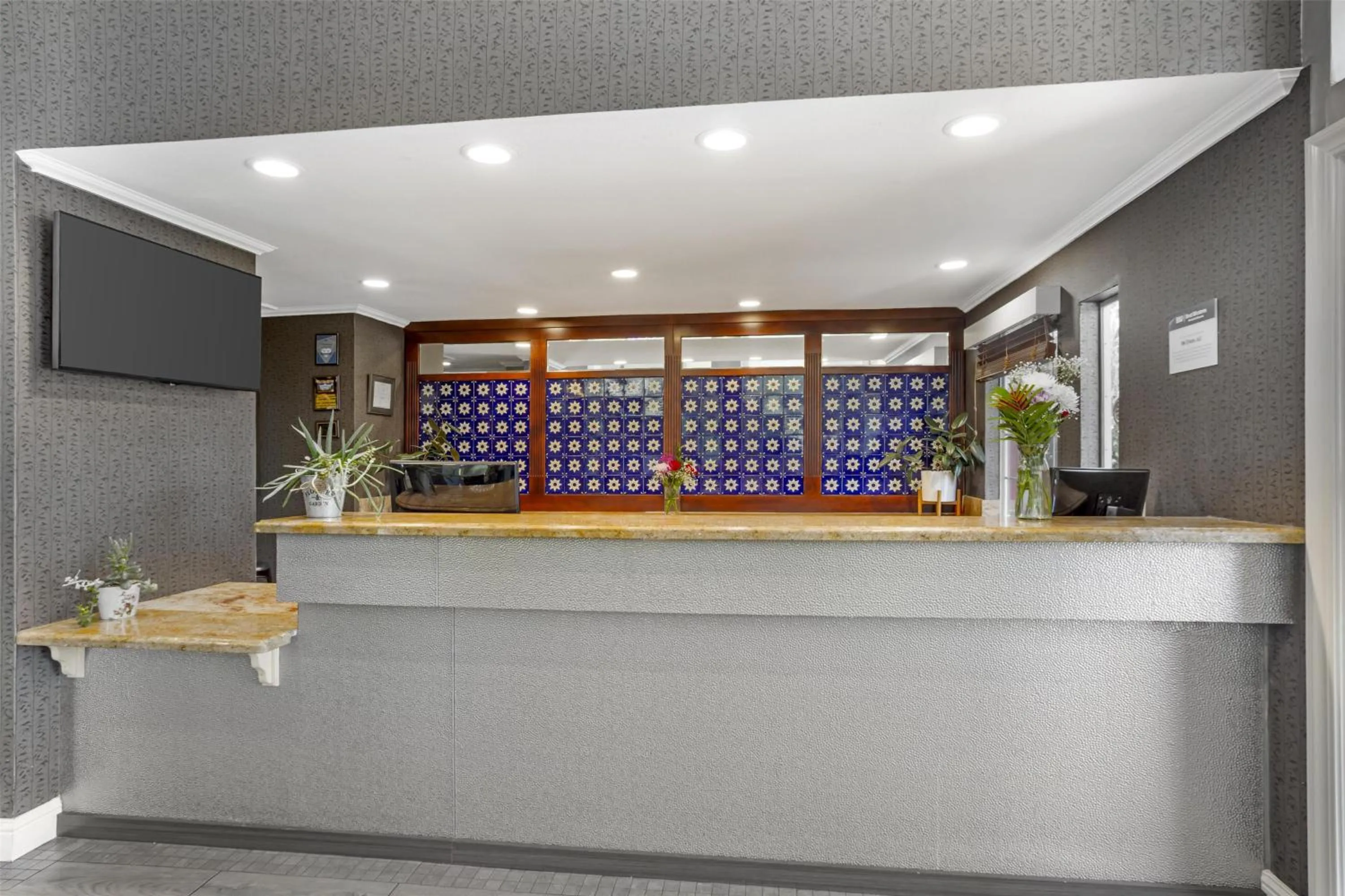 Lobby or reception in Best Western Plus Dixon Davis