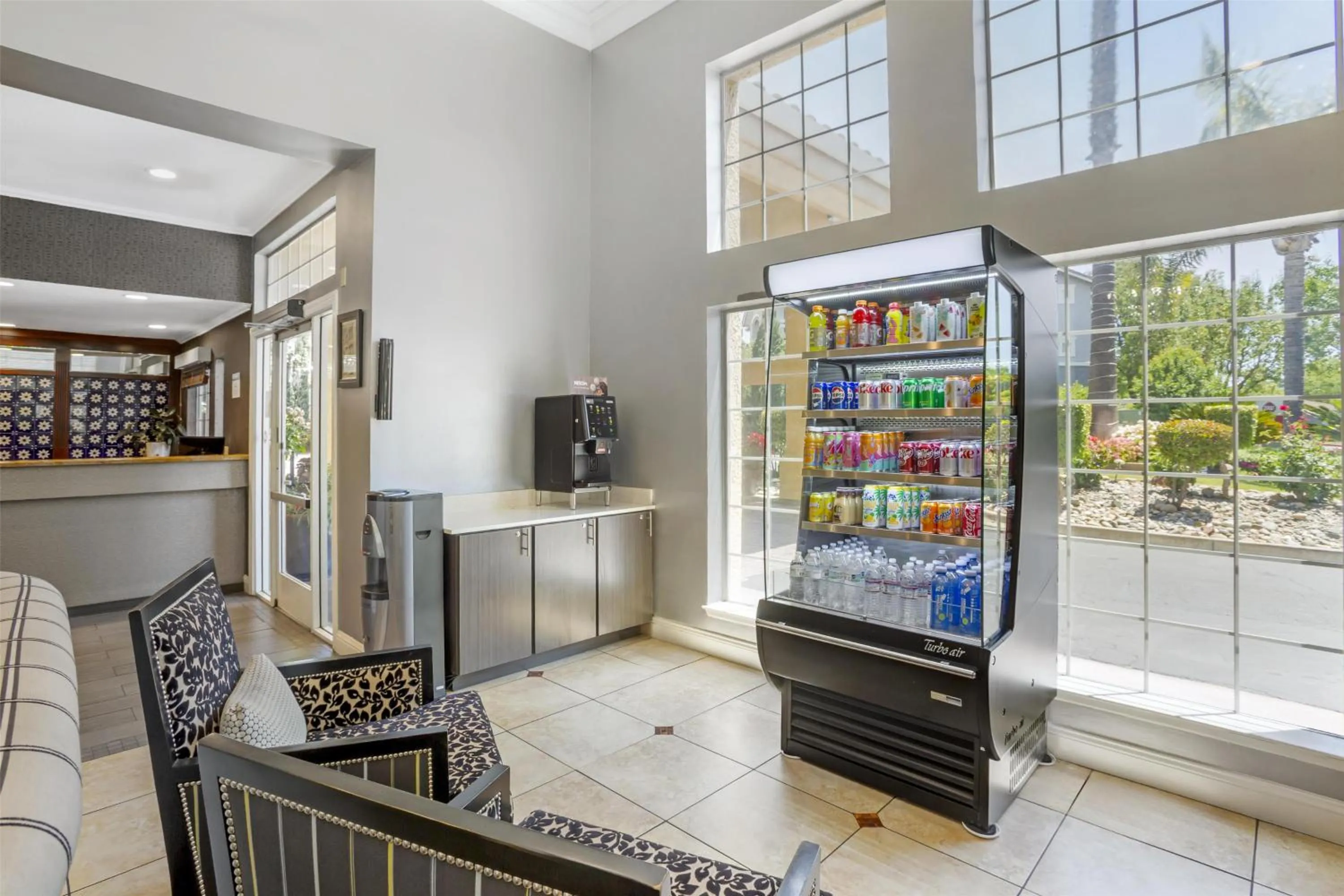 Lobby or reception in Best Western Plus Dixon Davis