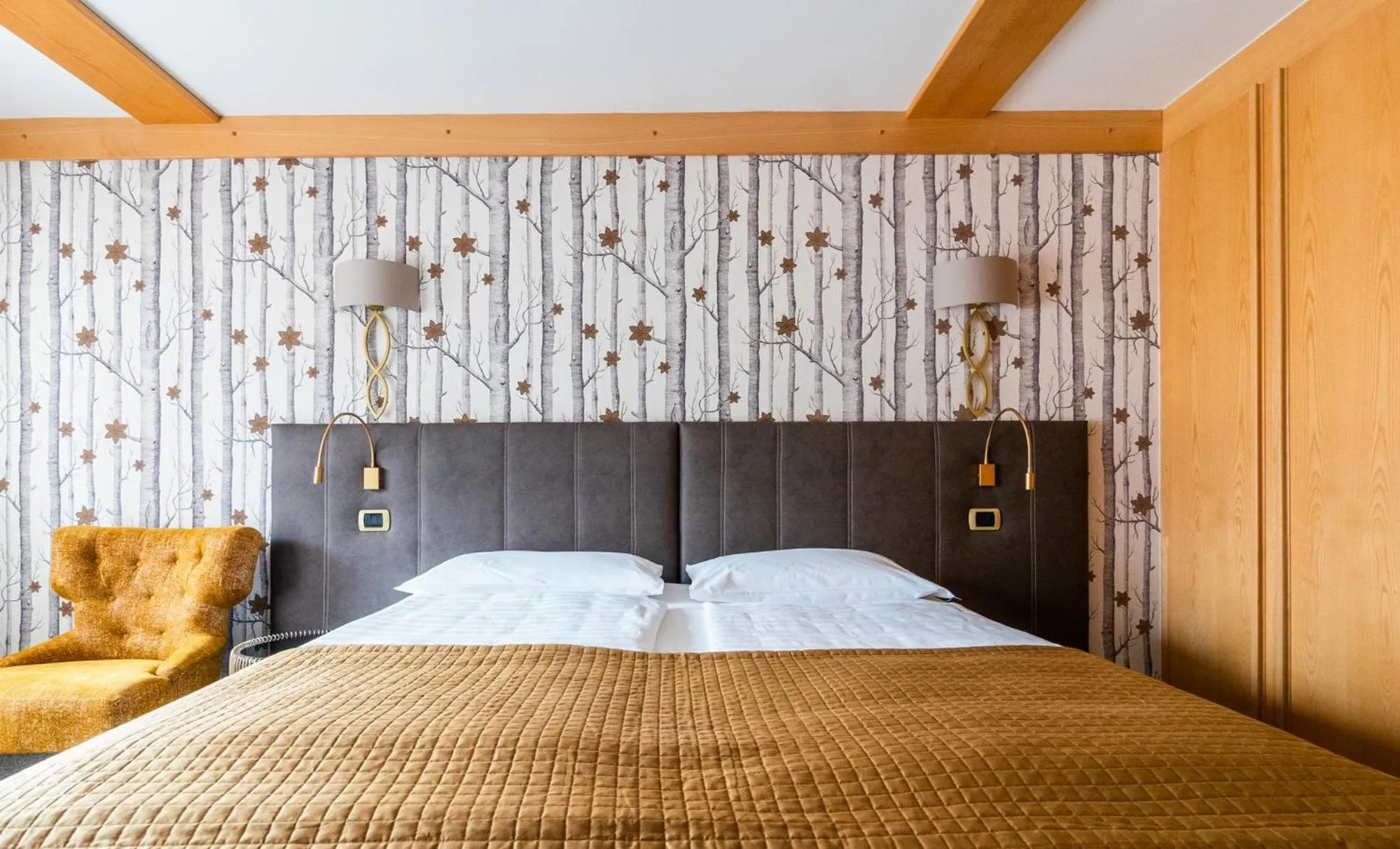 Photo of the whole room, Bed in Garni Aritz