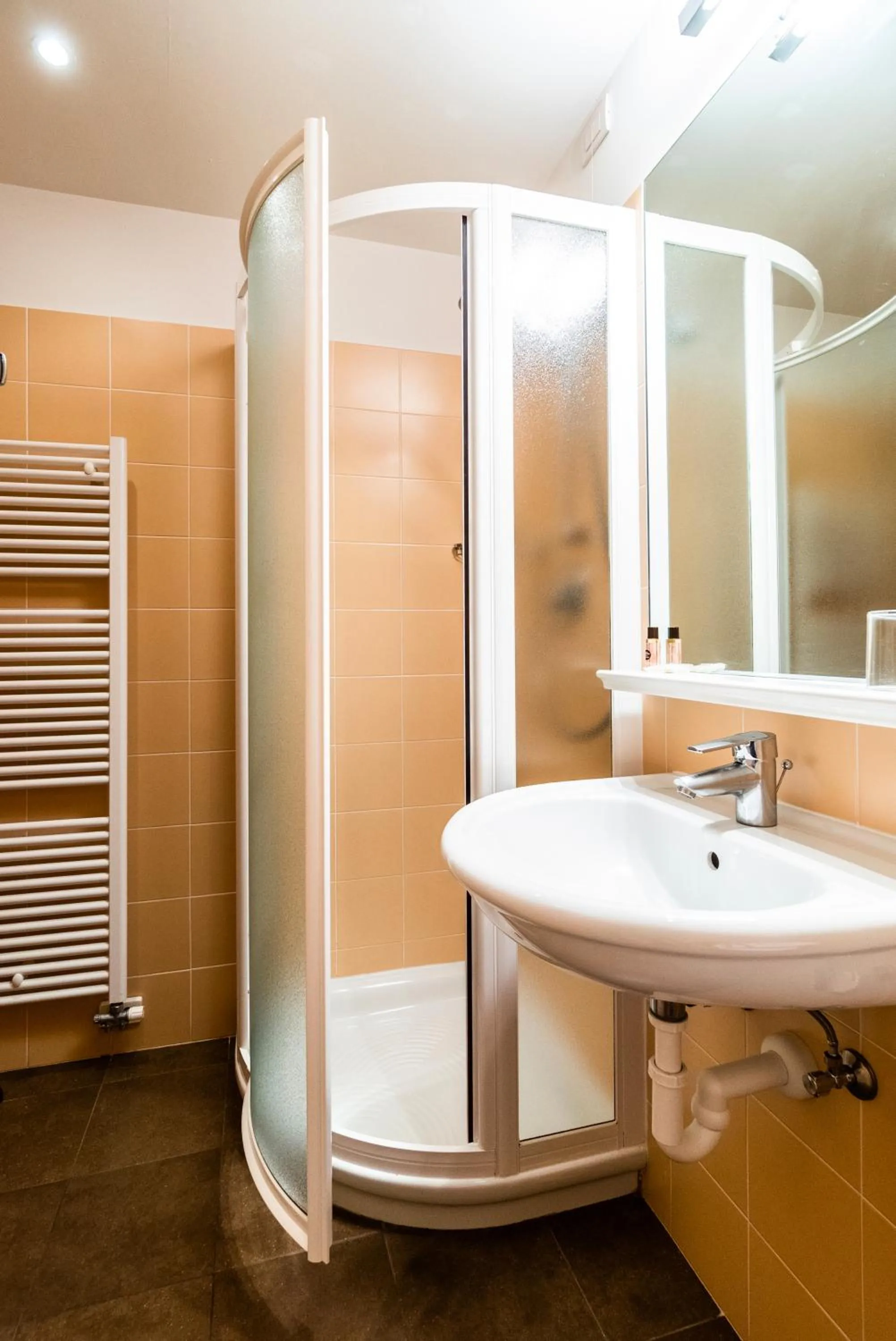 Bathroom in Residence Lastei