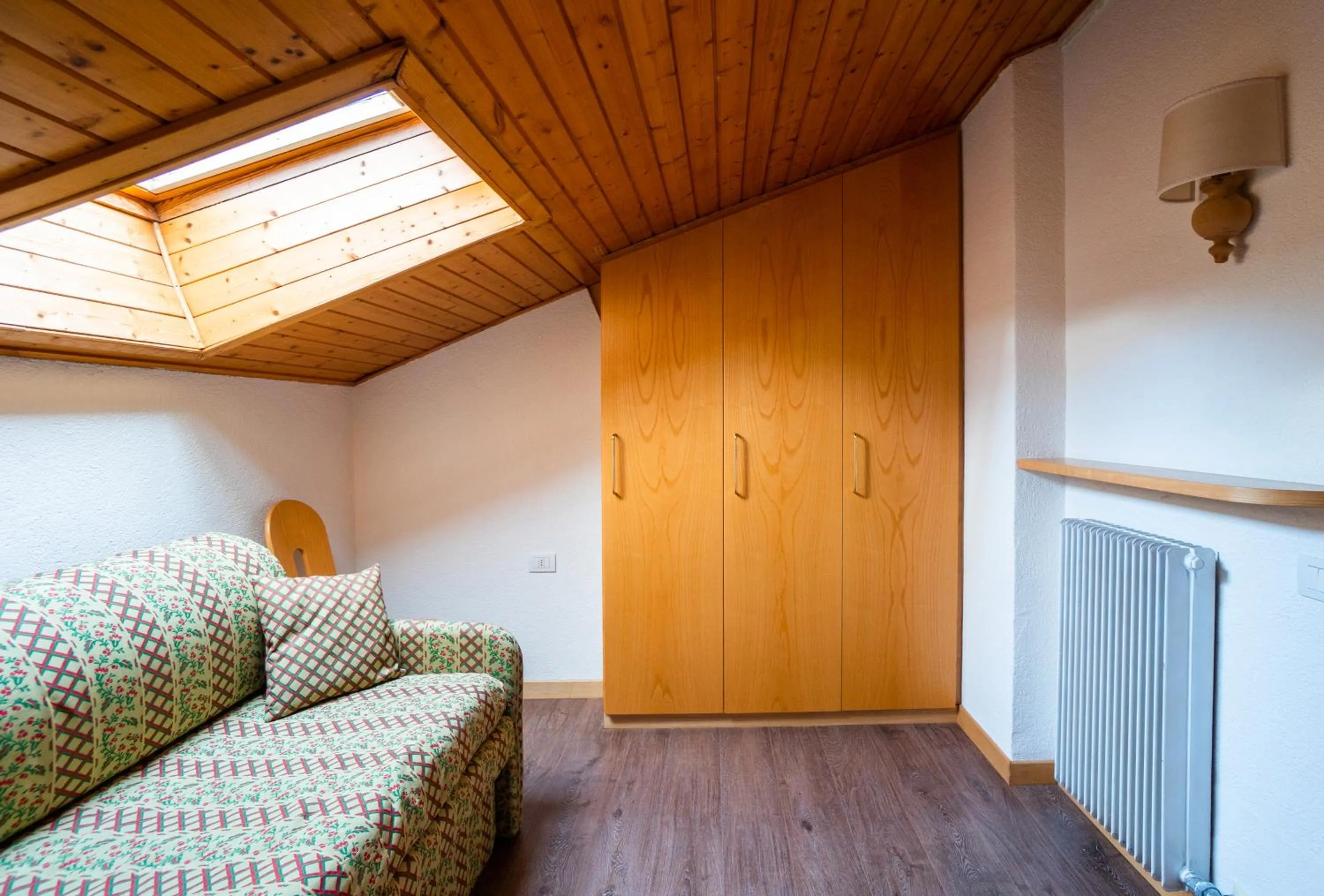 Photo of the whole room in Residence Lastei