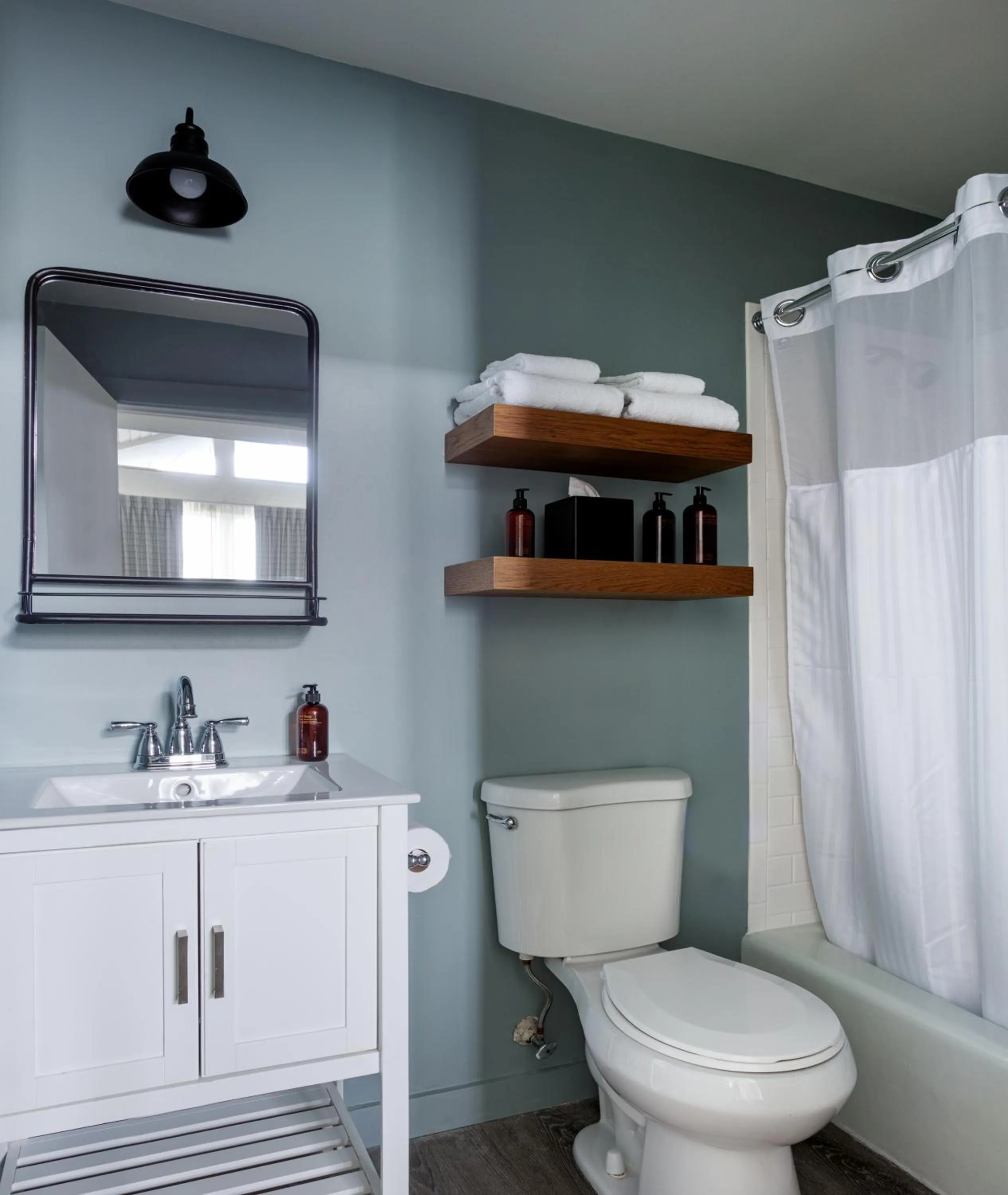 Toilet in Outbound Stowe