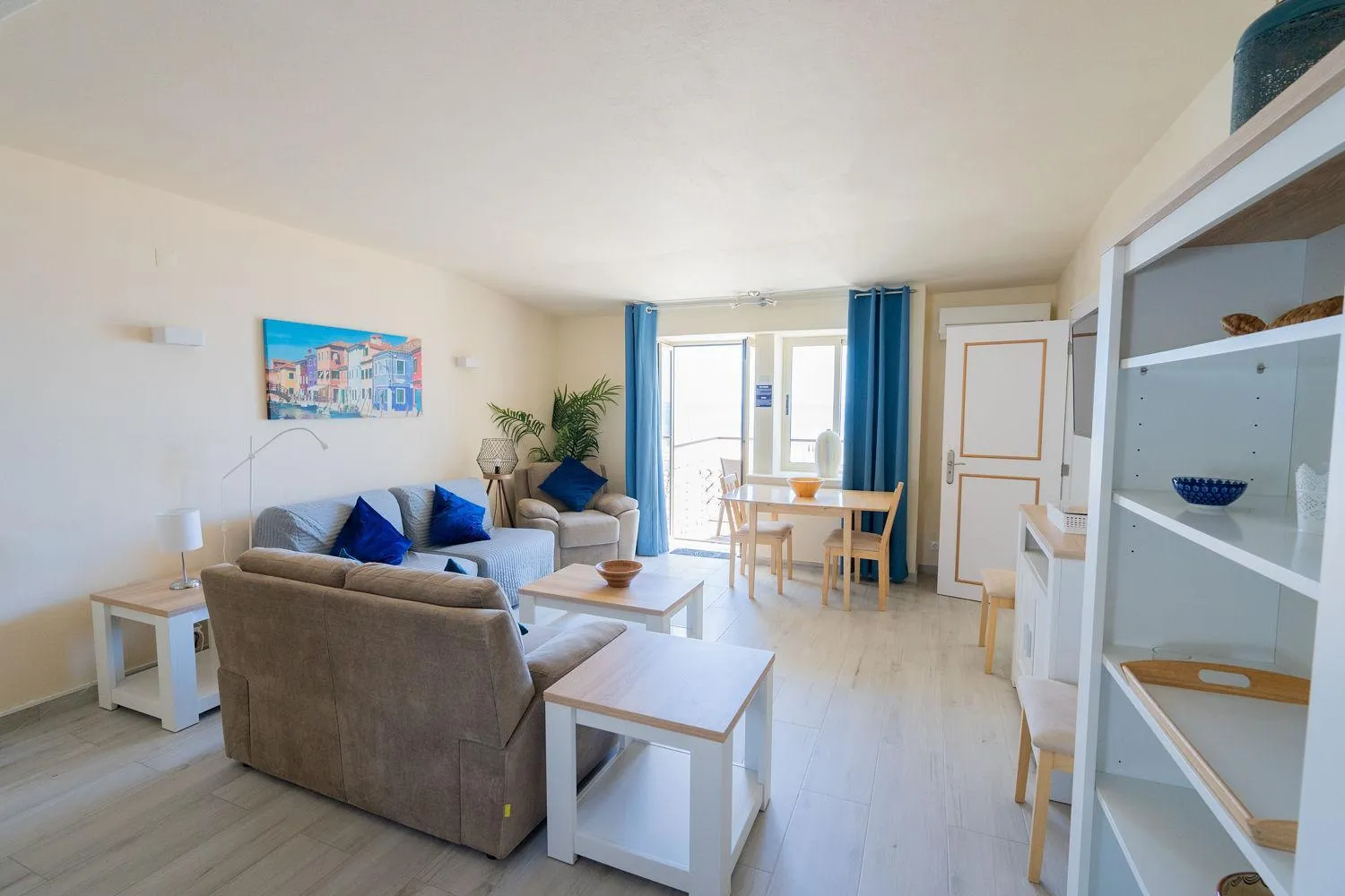 Living room in Luz Beach Apartments