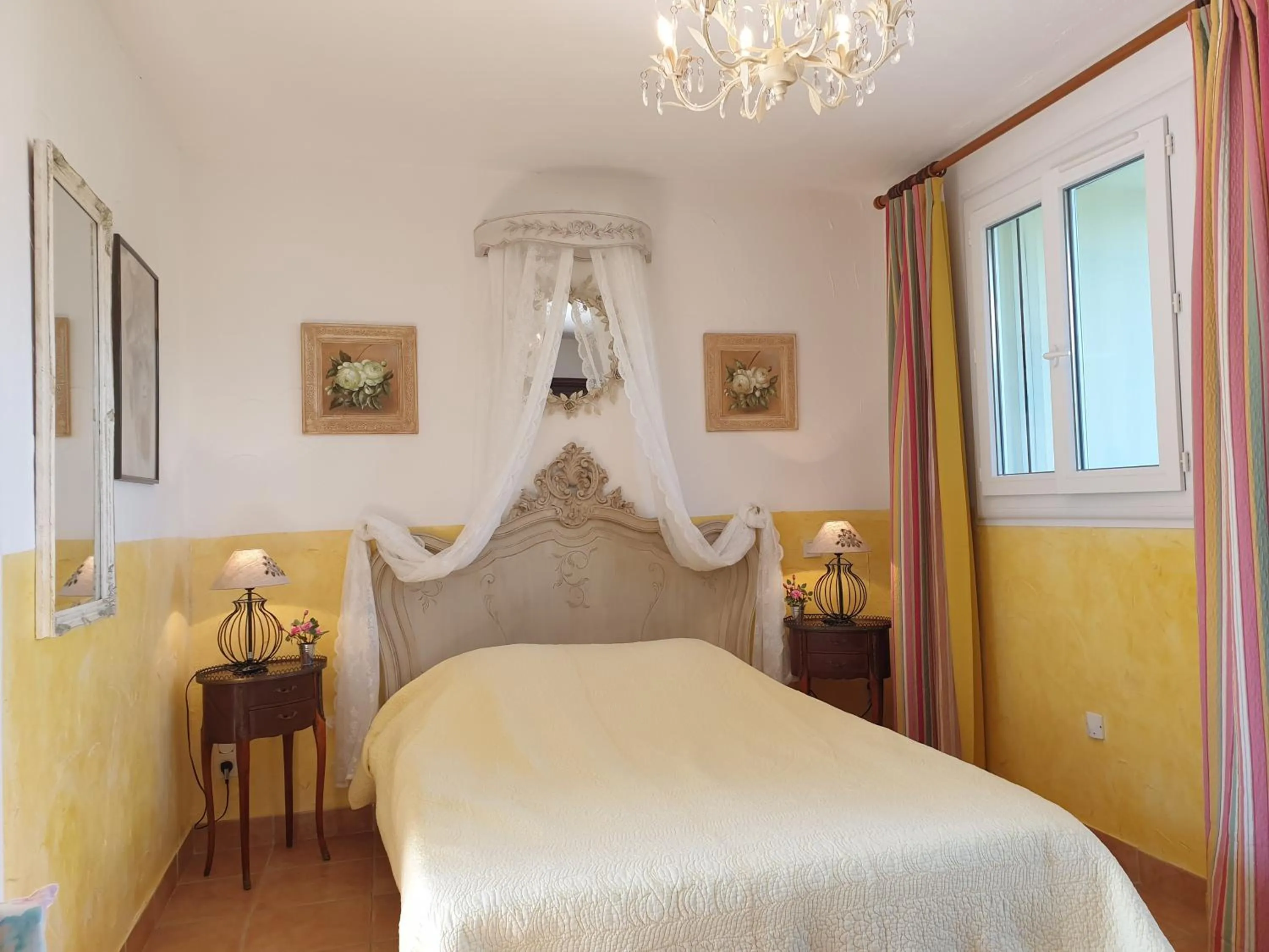 Bed in Résidence Le Home