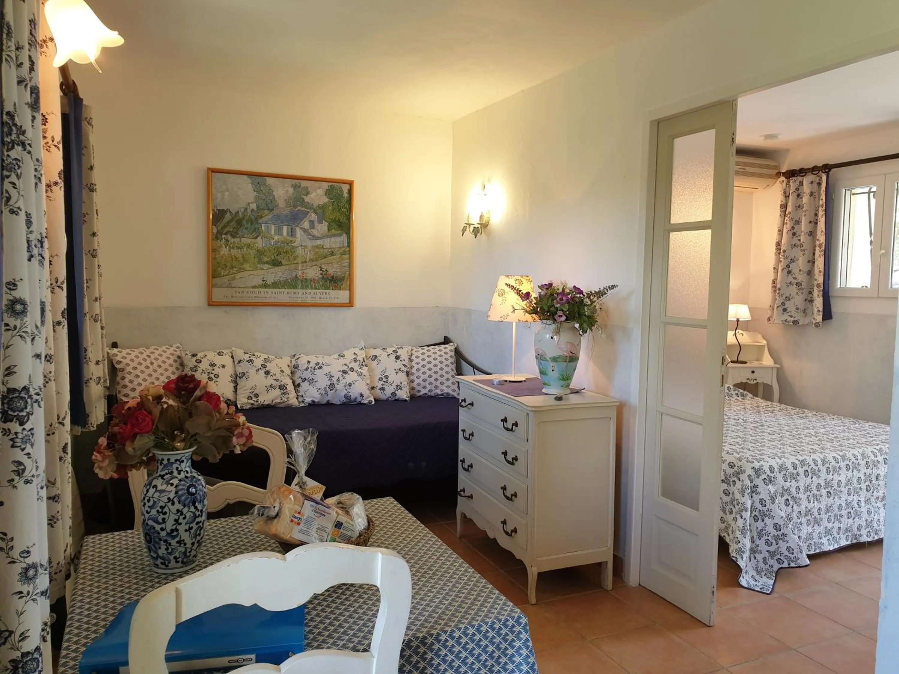 Bed in Résidence Le Home