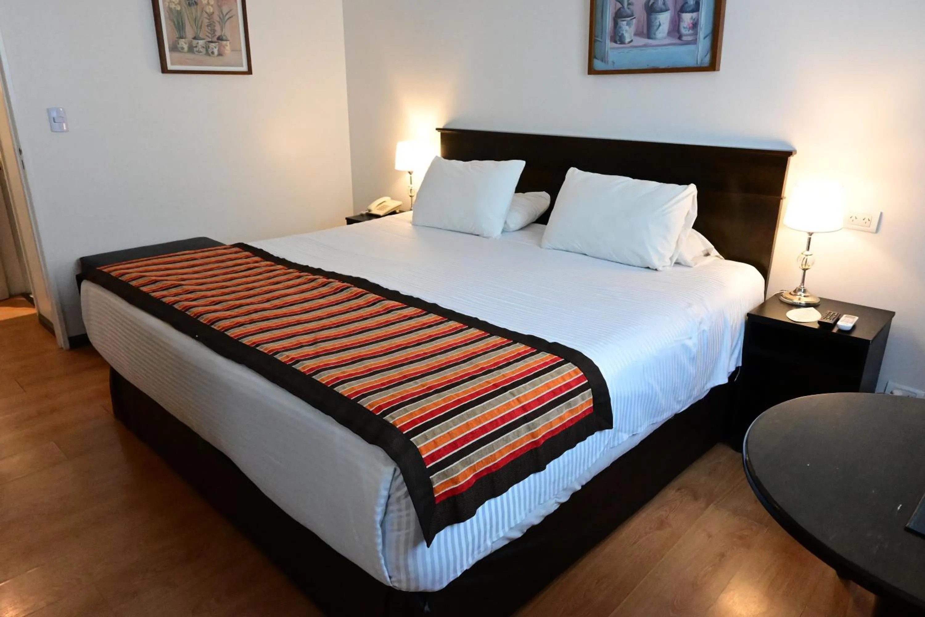 Bed in Hotel Mendoza