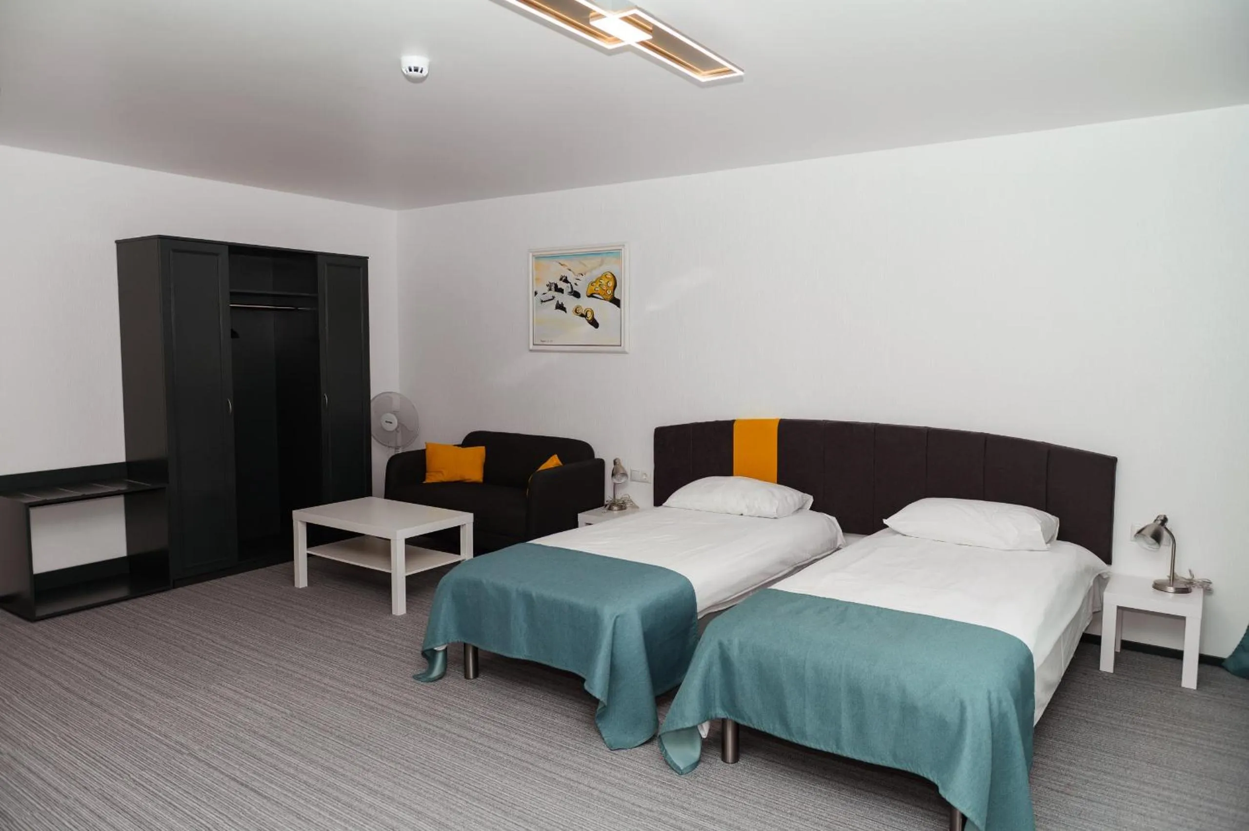 Living room, Bed in Inger Hotell