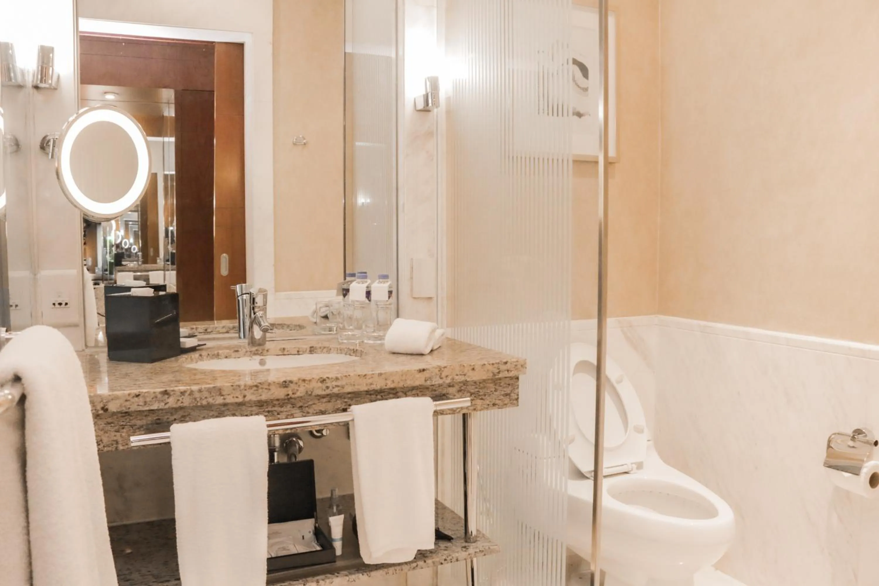 Bathroom in New Coast Hotel Manila