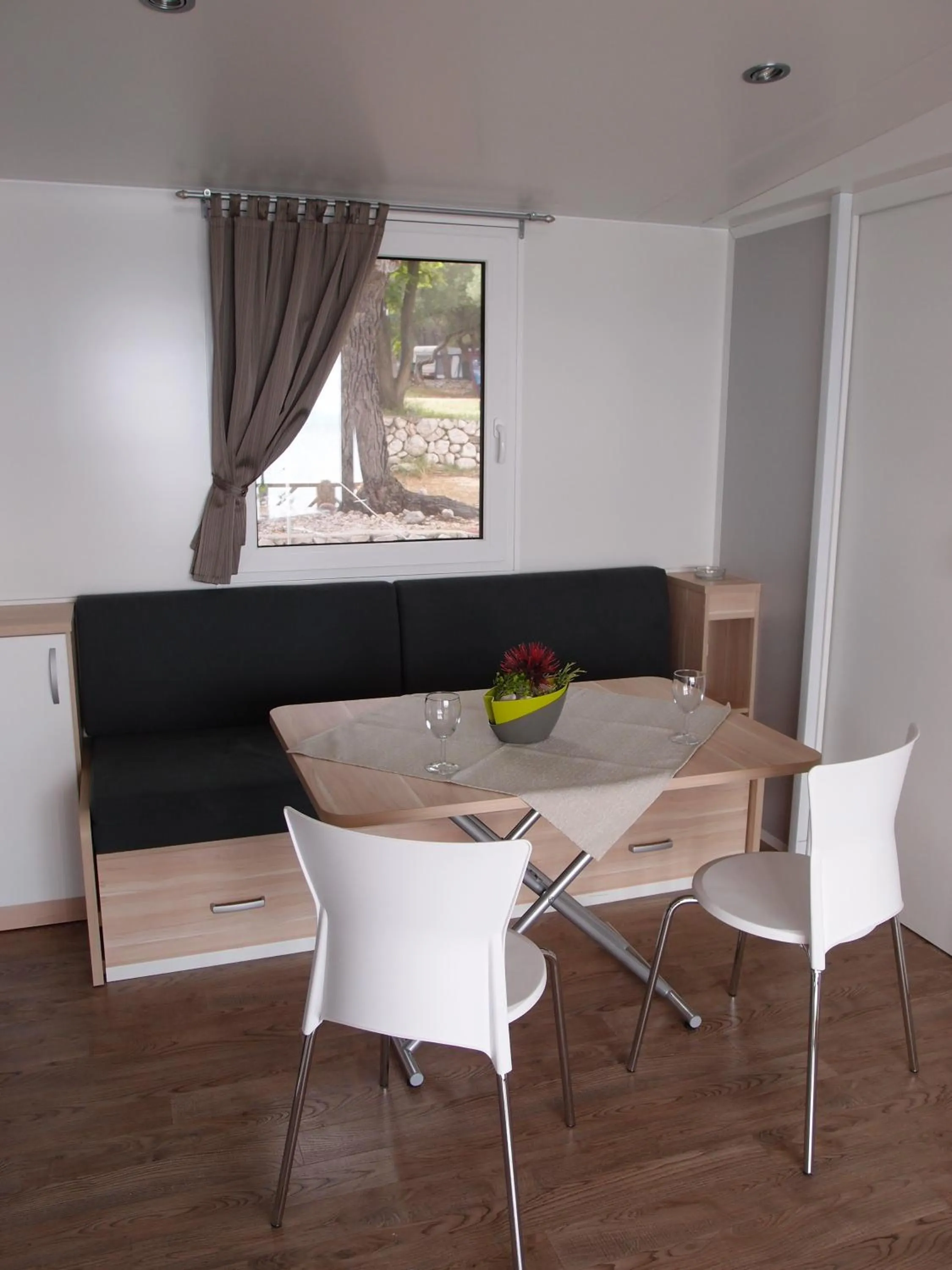 Living room in Victoria Mobilhome Camping Dole-Živogošče