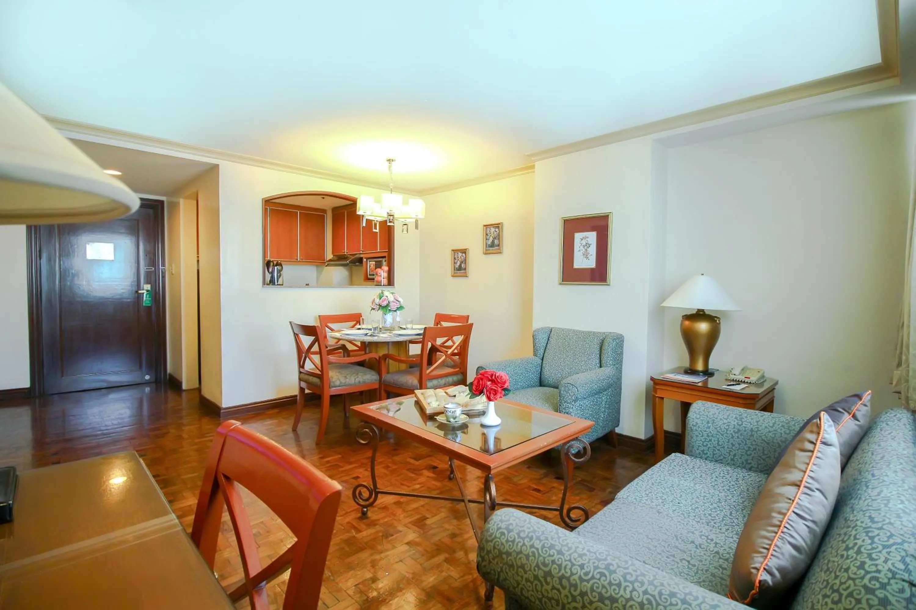 Living room in Makati Palace Hotel