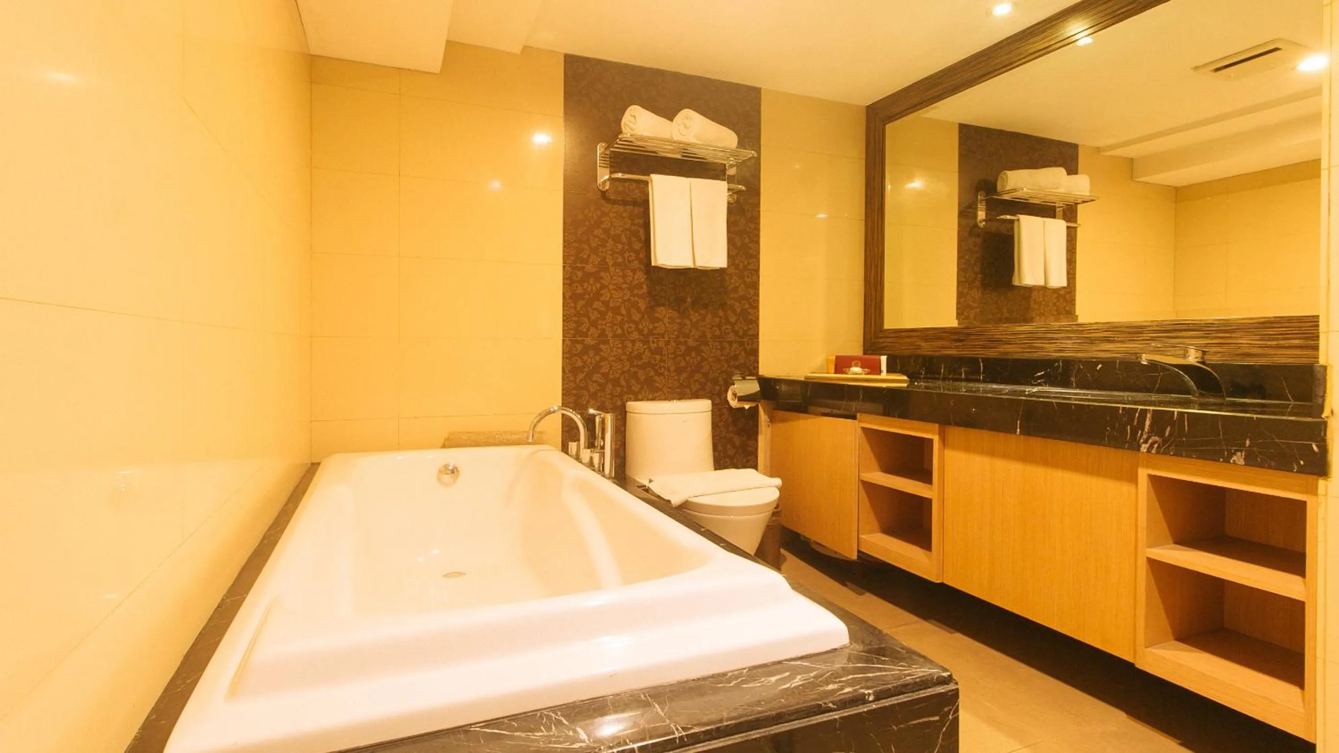 Bed in Torre Venezia Suites