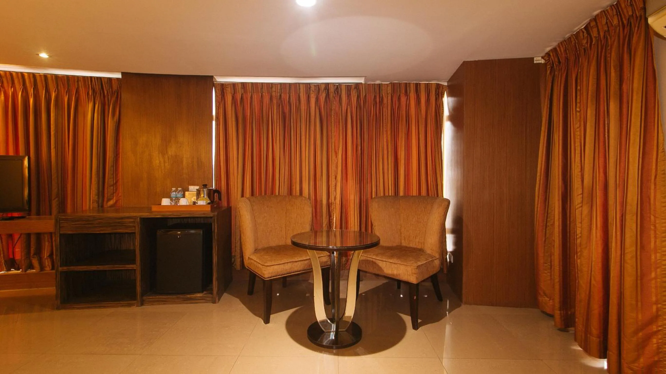 Seating area in Torre Venezia Suites