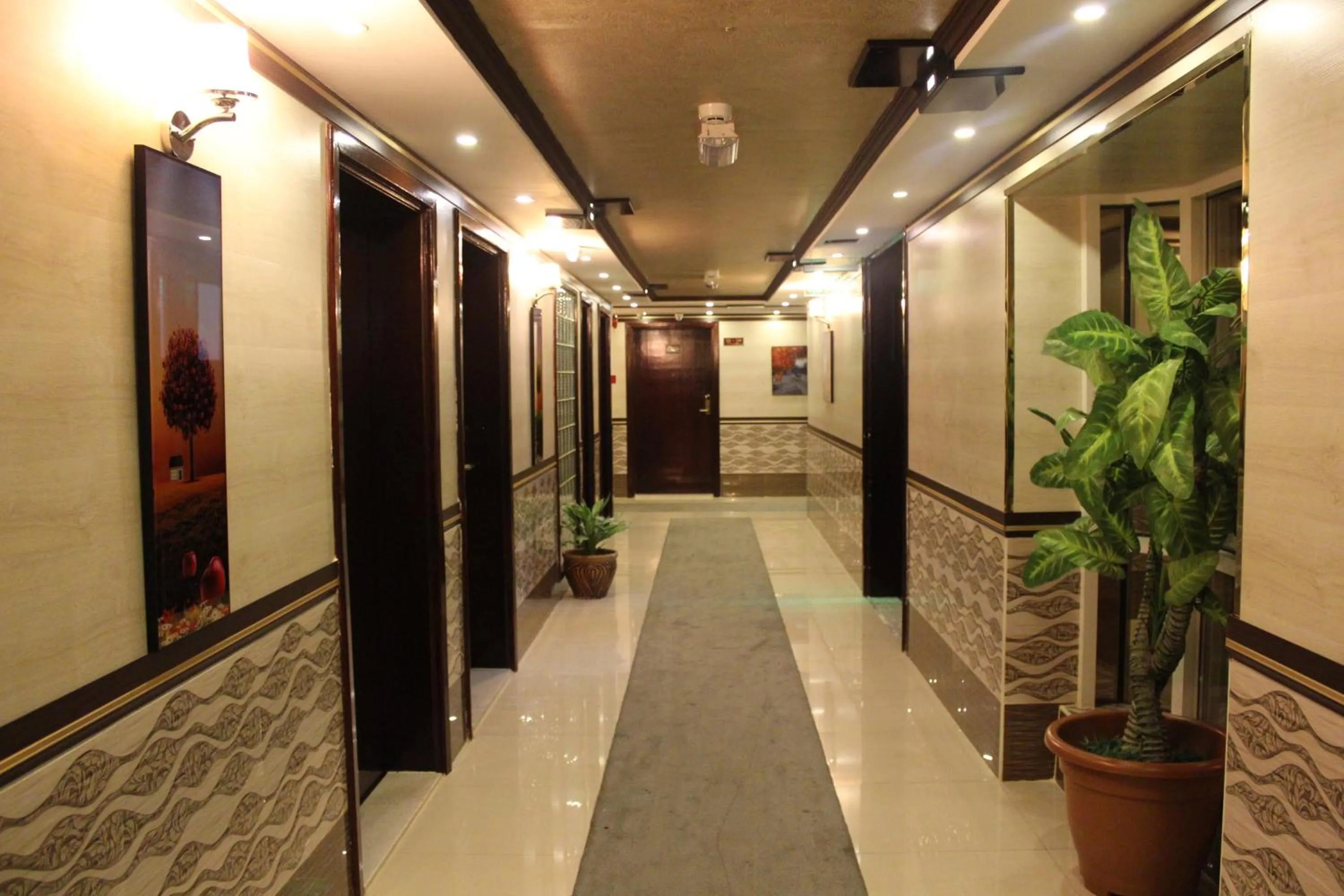 Lobby or reception in Mount Royal Hotel