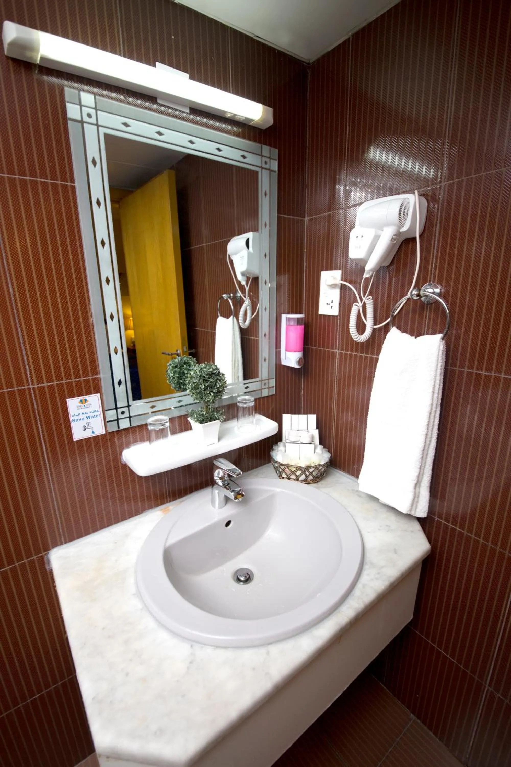 Bathroom in Mount Royal Hotel