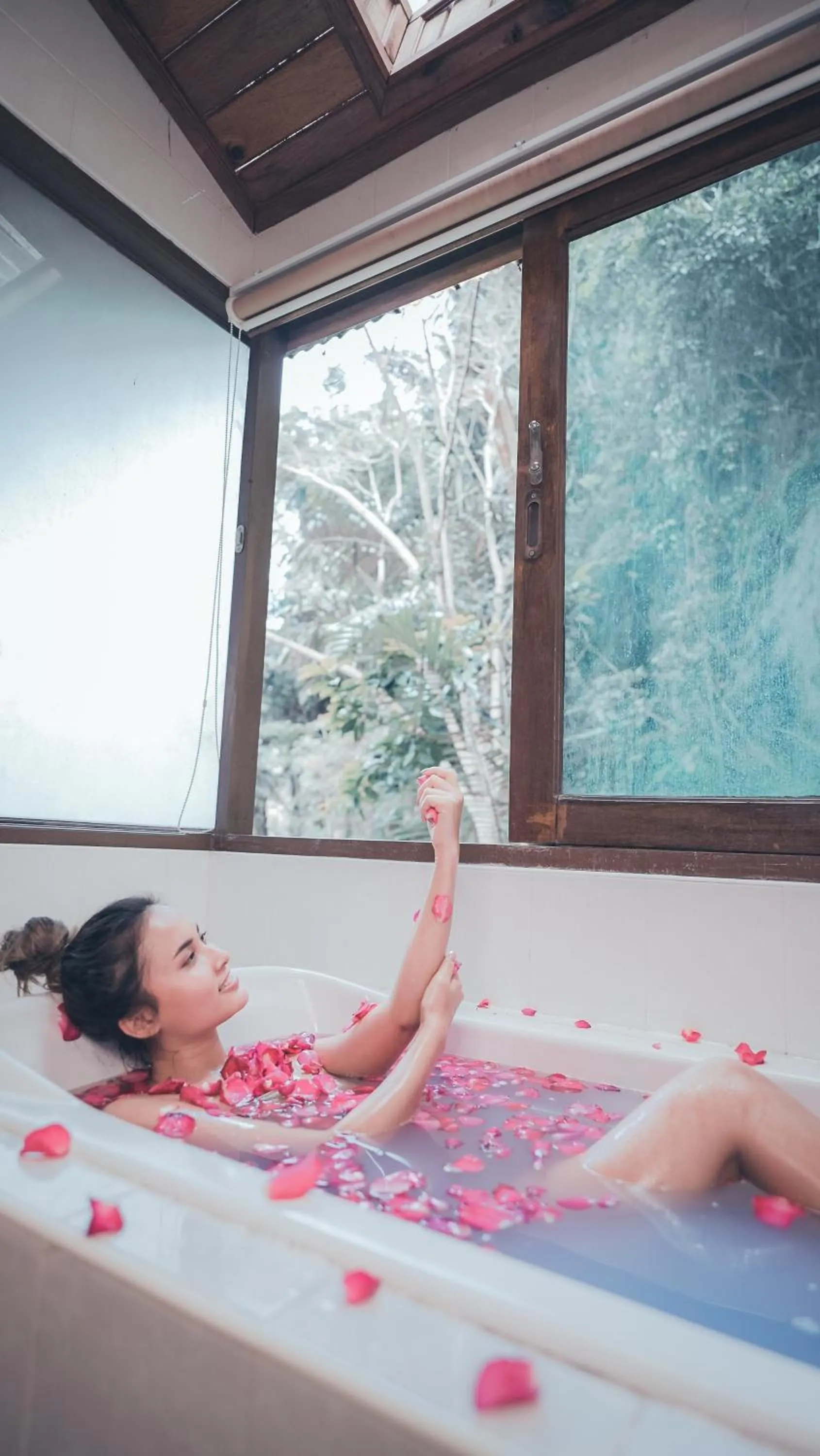 Bath in The Vatika Resort and Spa