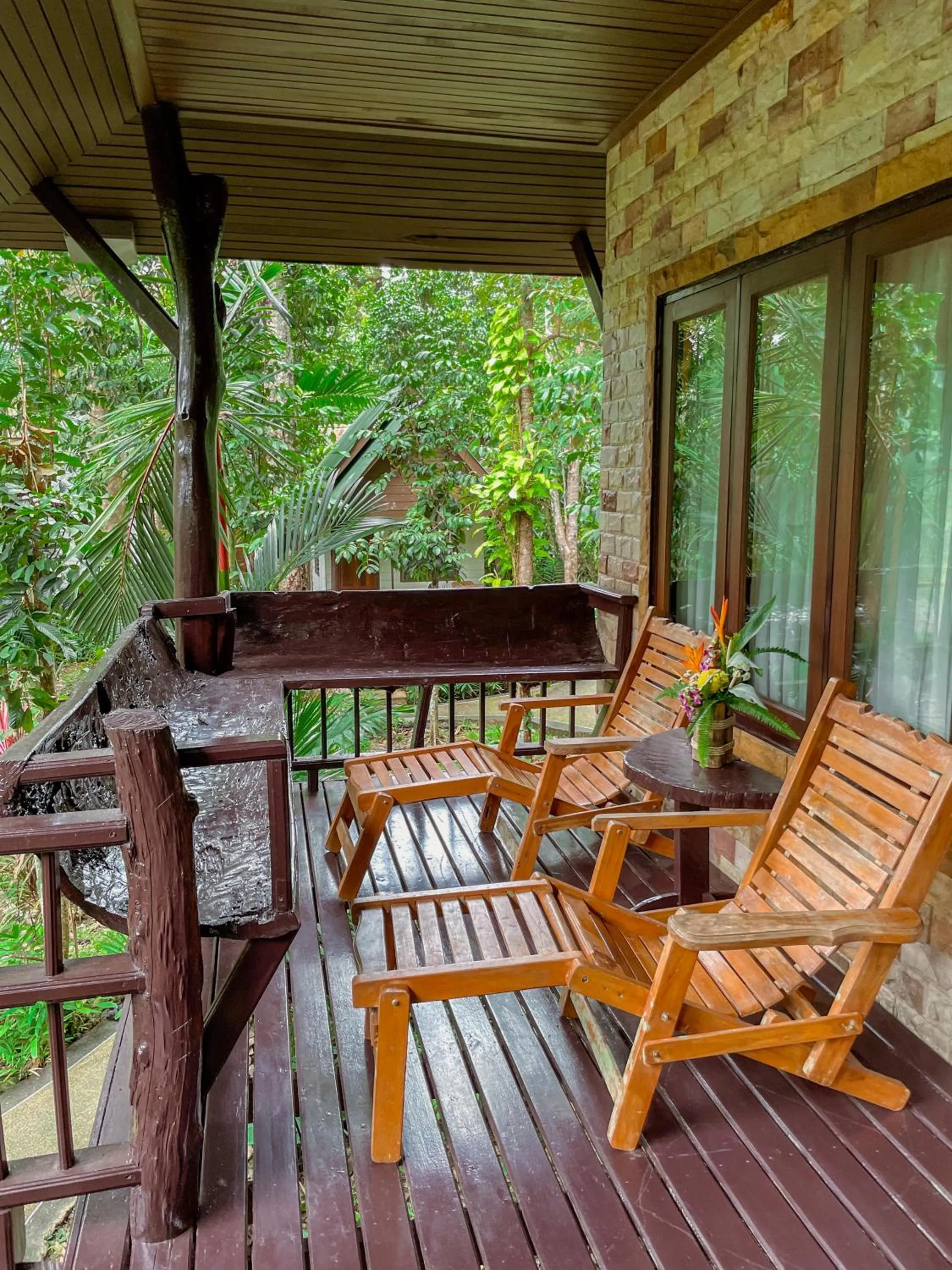 Balcony/Terrace in The Vatika Resort and Spa