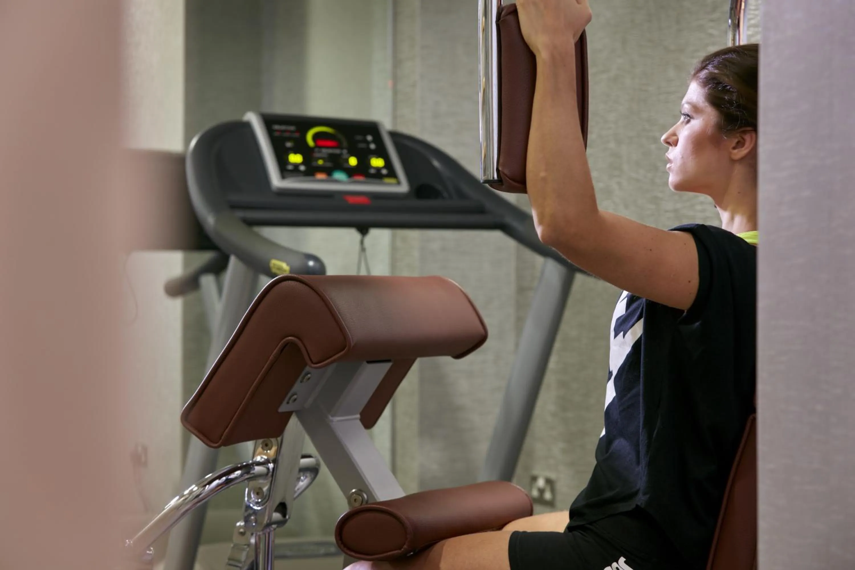 Fitness centre/facilities in The Queens Gate Hotel